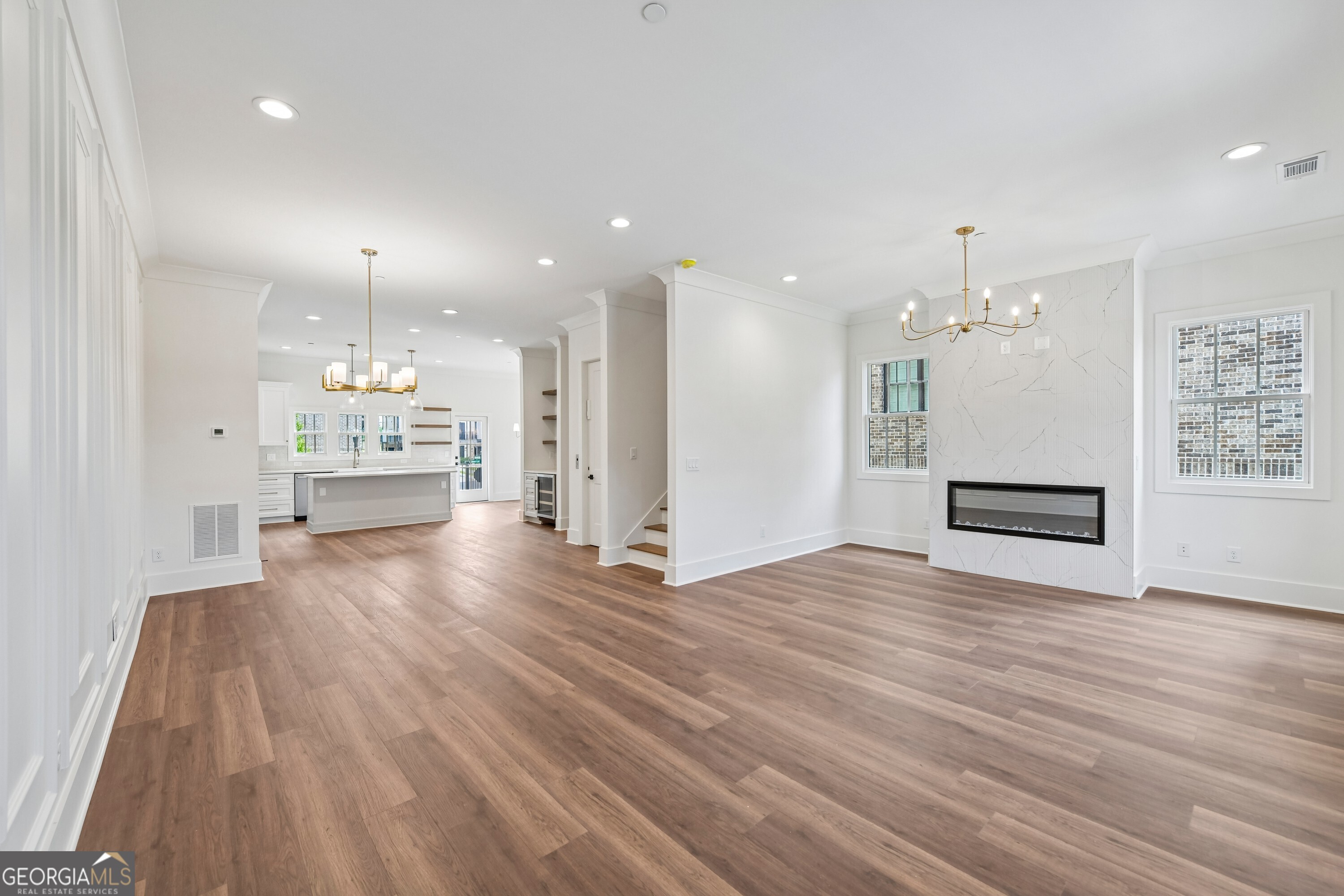 4810 Moonview Lane