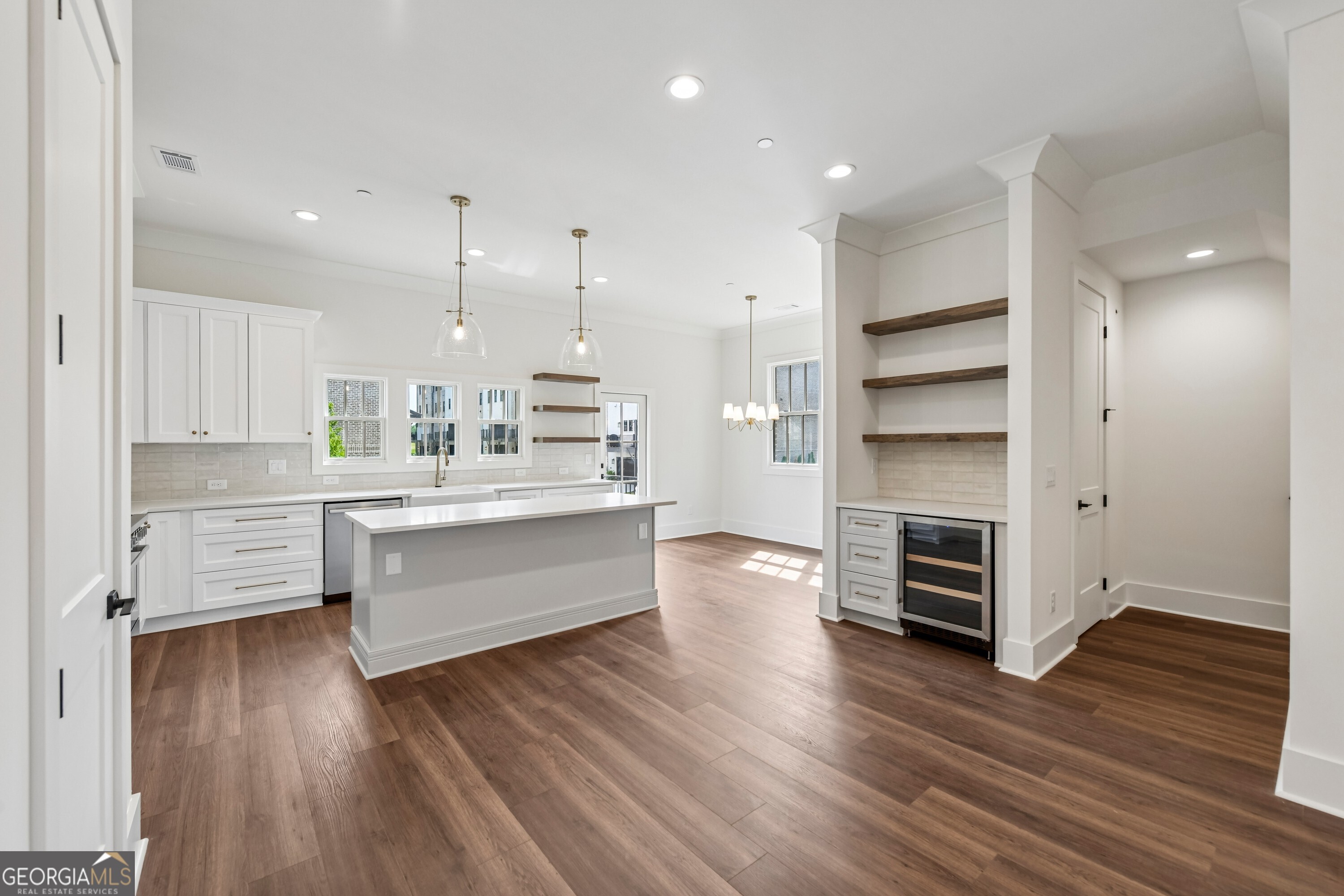 4810 Moonview Lane