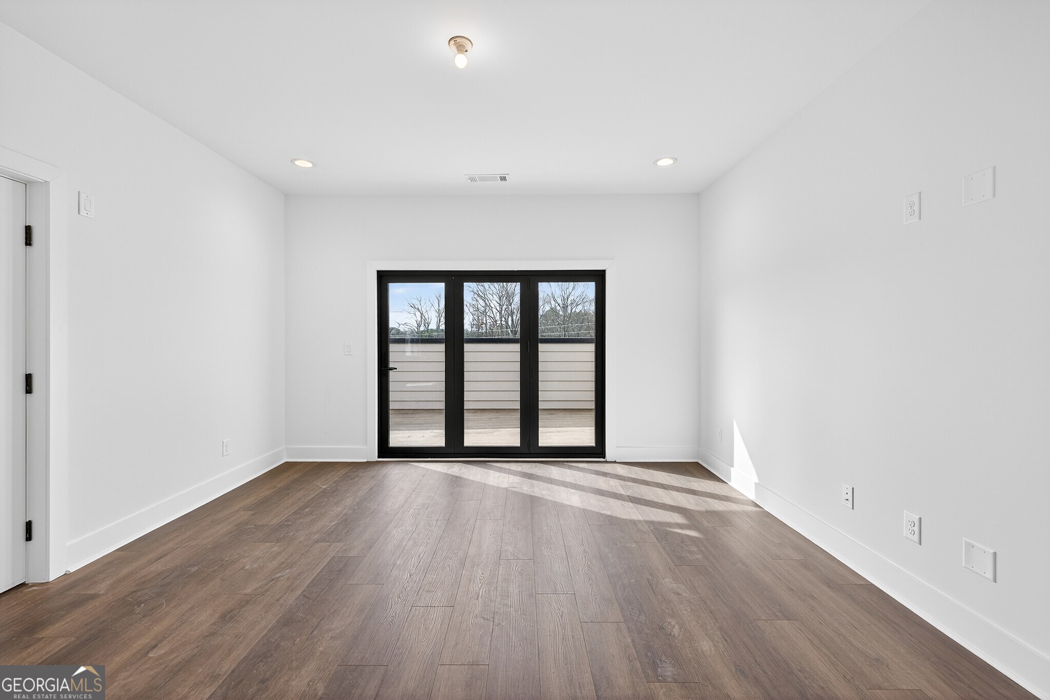 4810 Moonview Lane