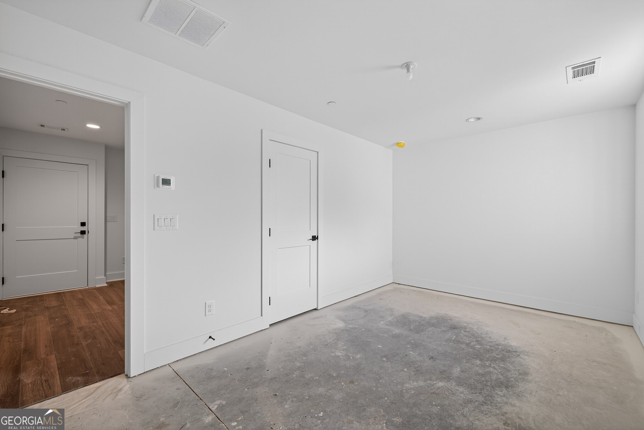 4810 Moonview Lane