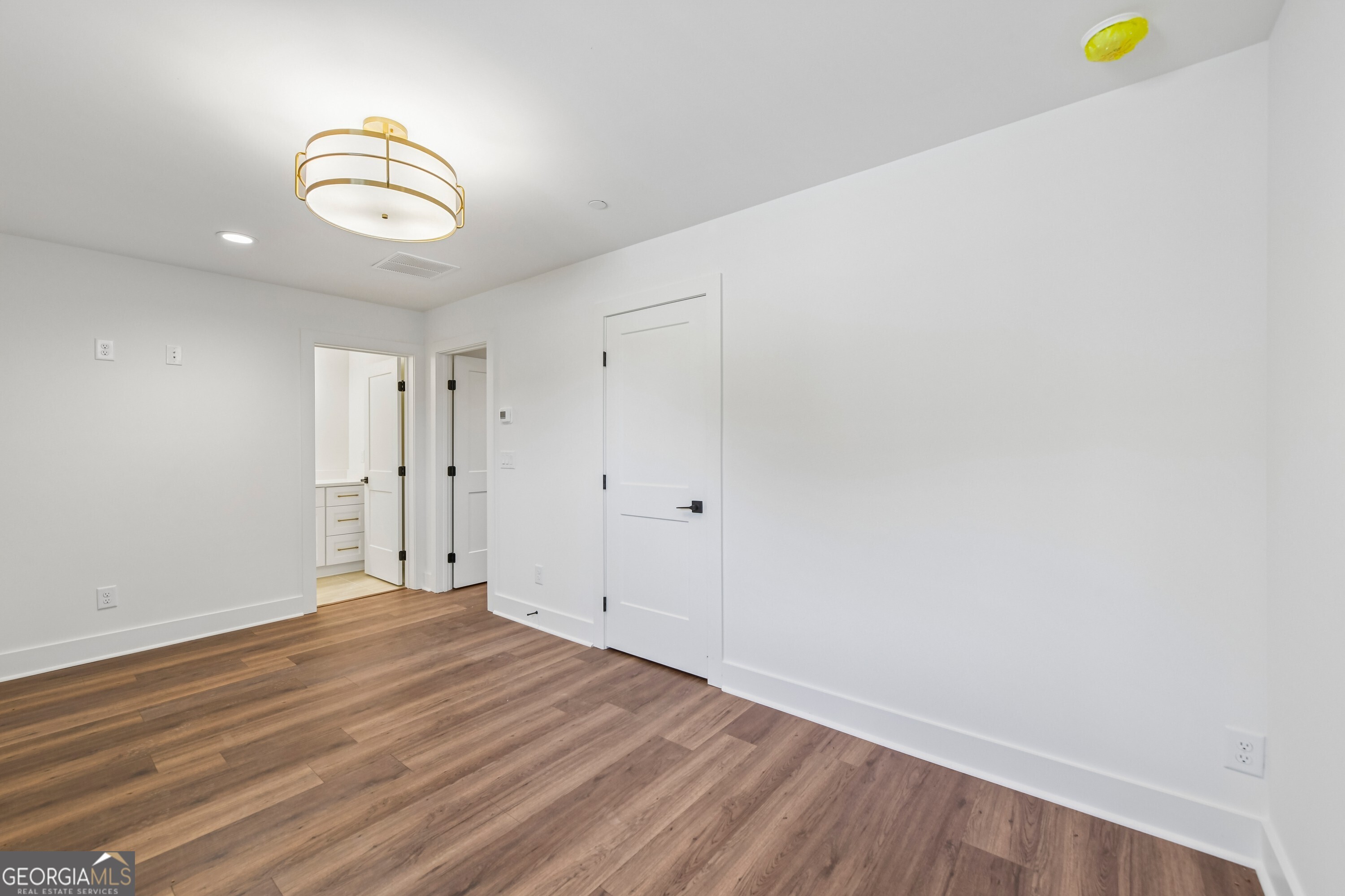 4810 Moonview Lane