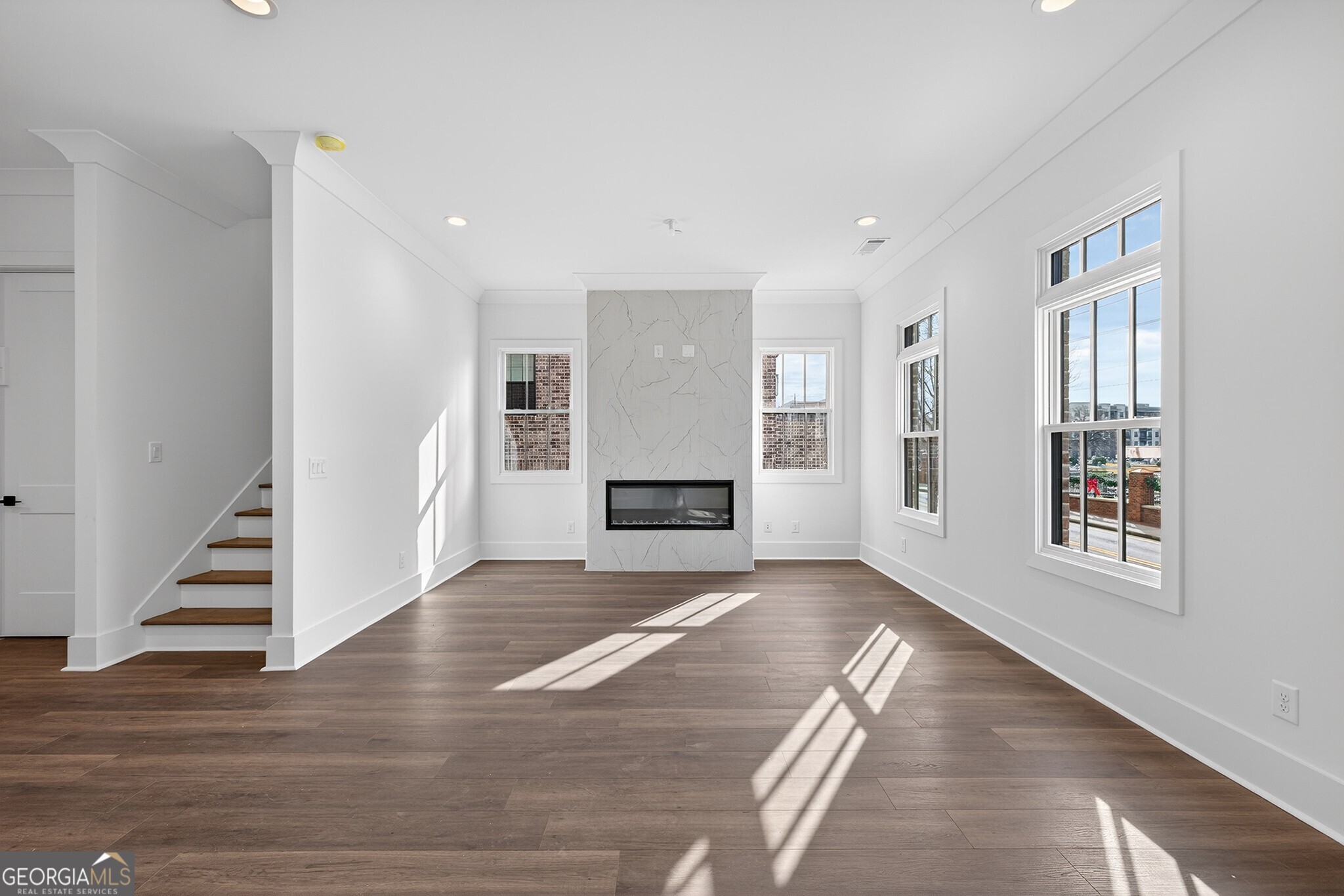 4810 Moonview Lane