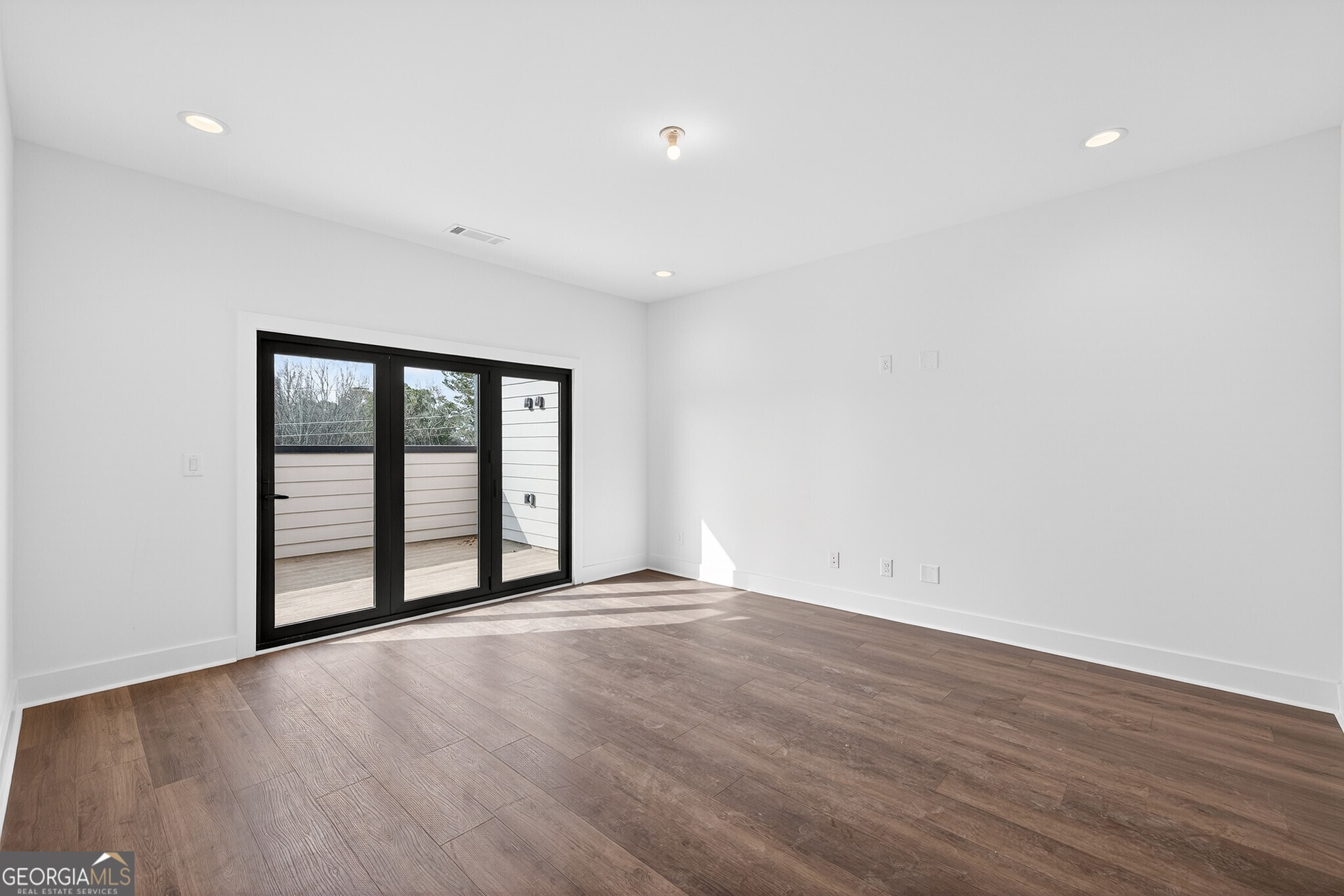 4810 Moonview Lane
