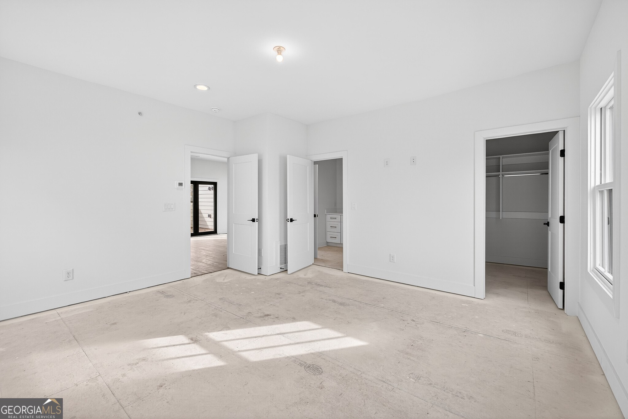 4810 Moonview Lane