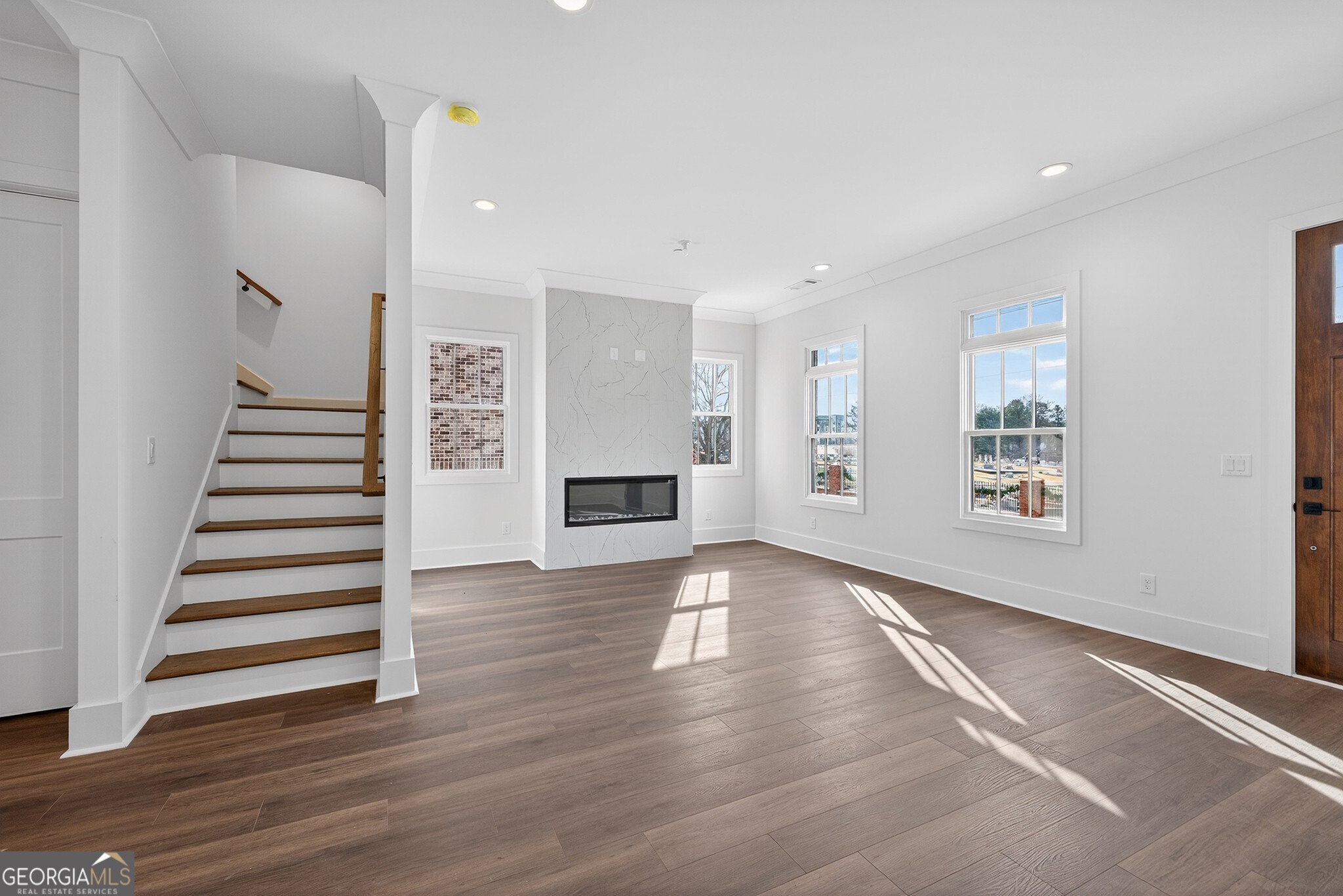 4810 Moonview Lane
