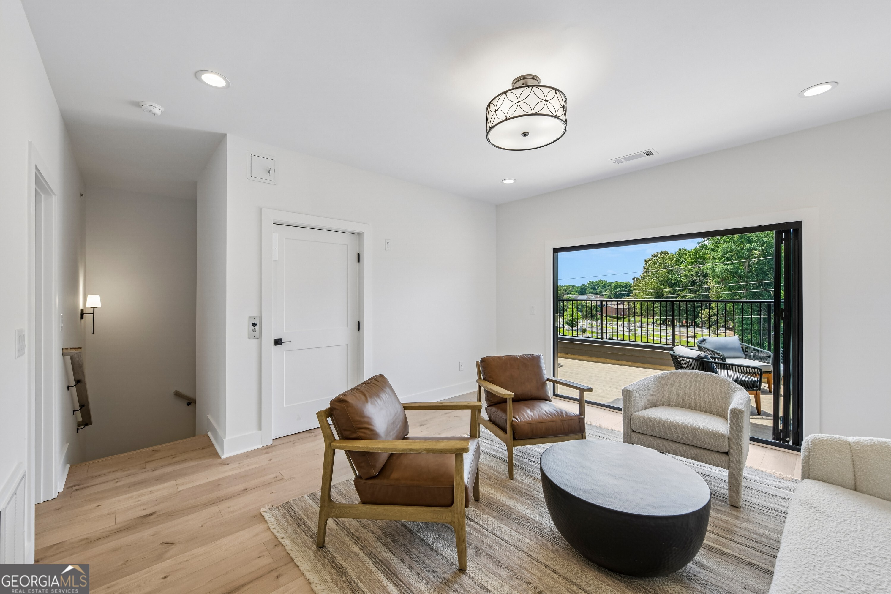 4812 Moonview Lane