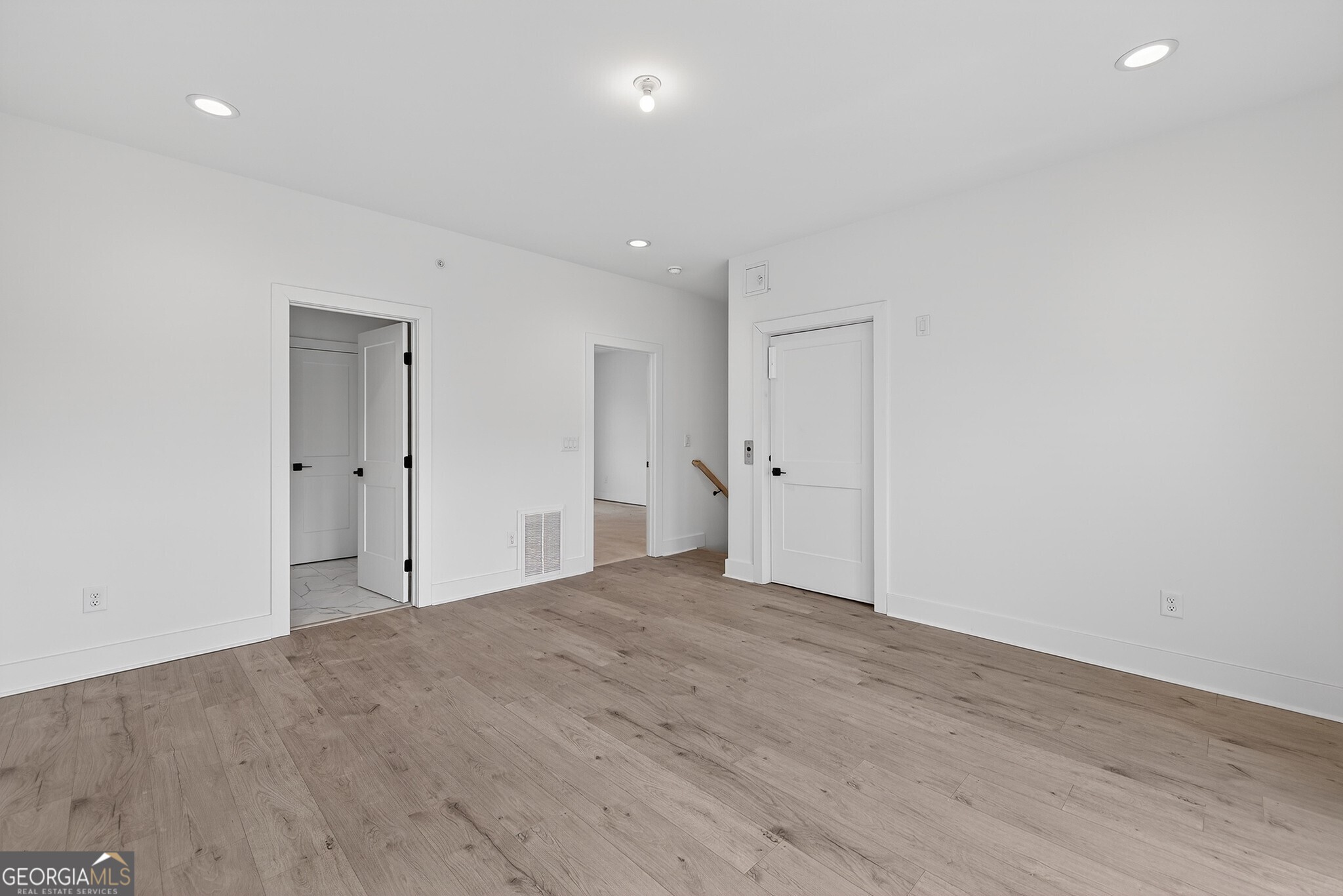 4812 Moonview Lane
