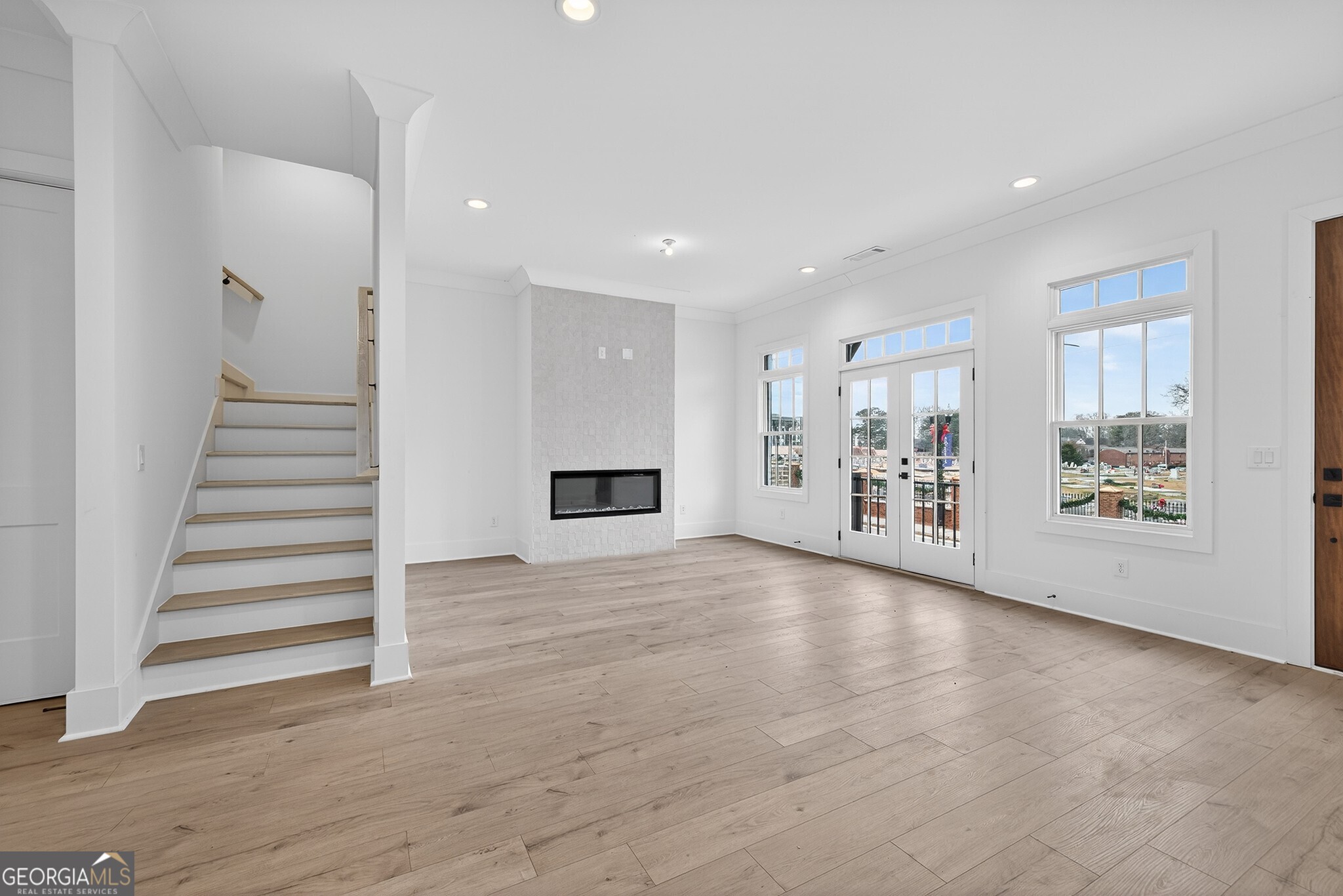 4812 Moonview Lane