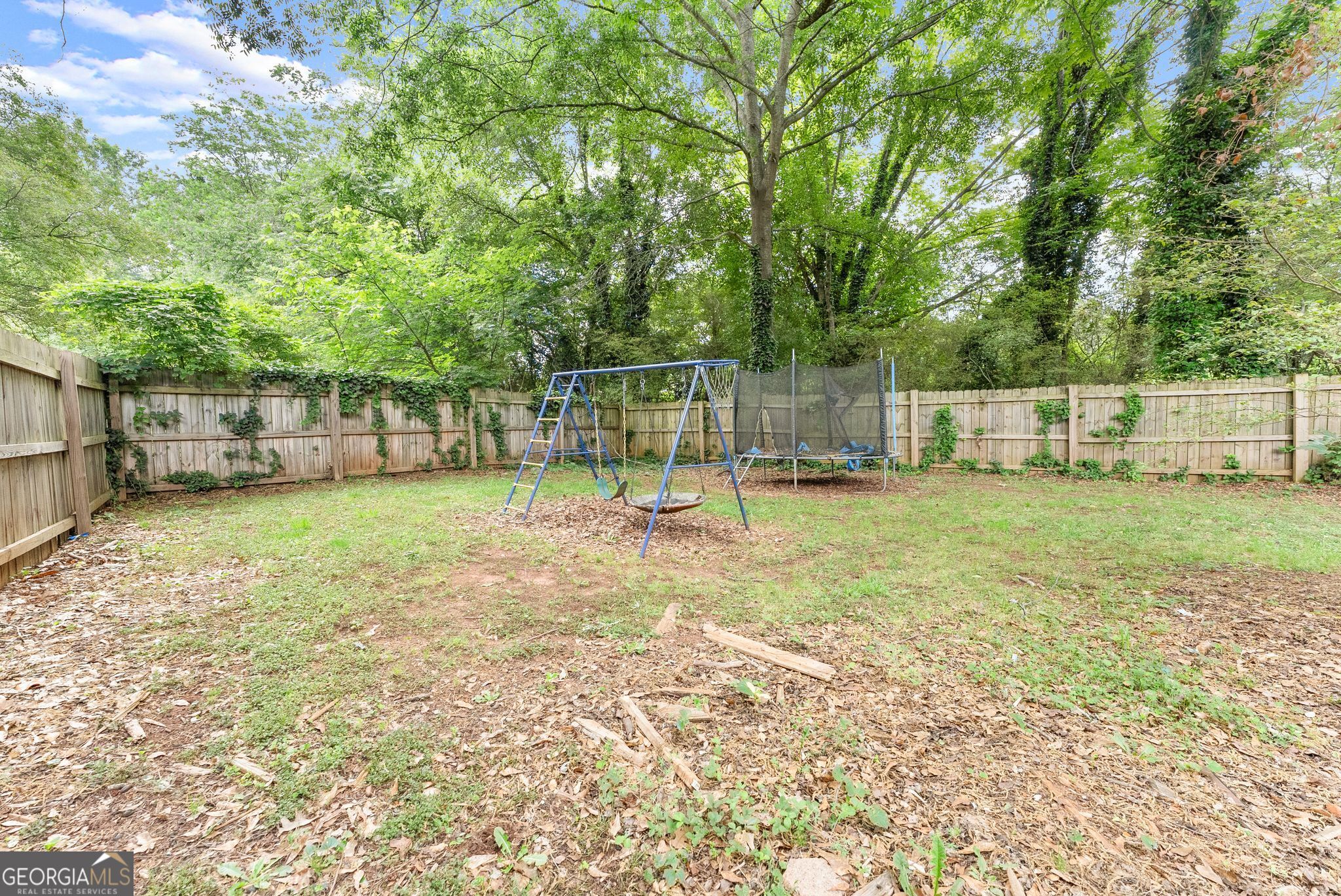 3677 Waverly Oaks Way