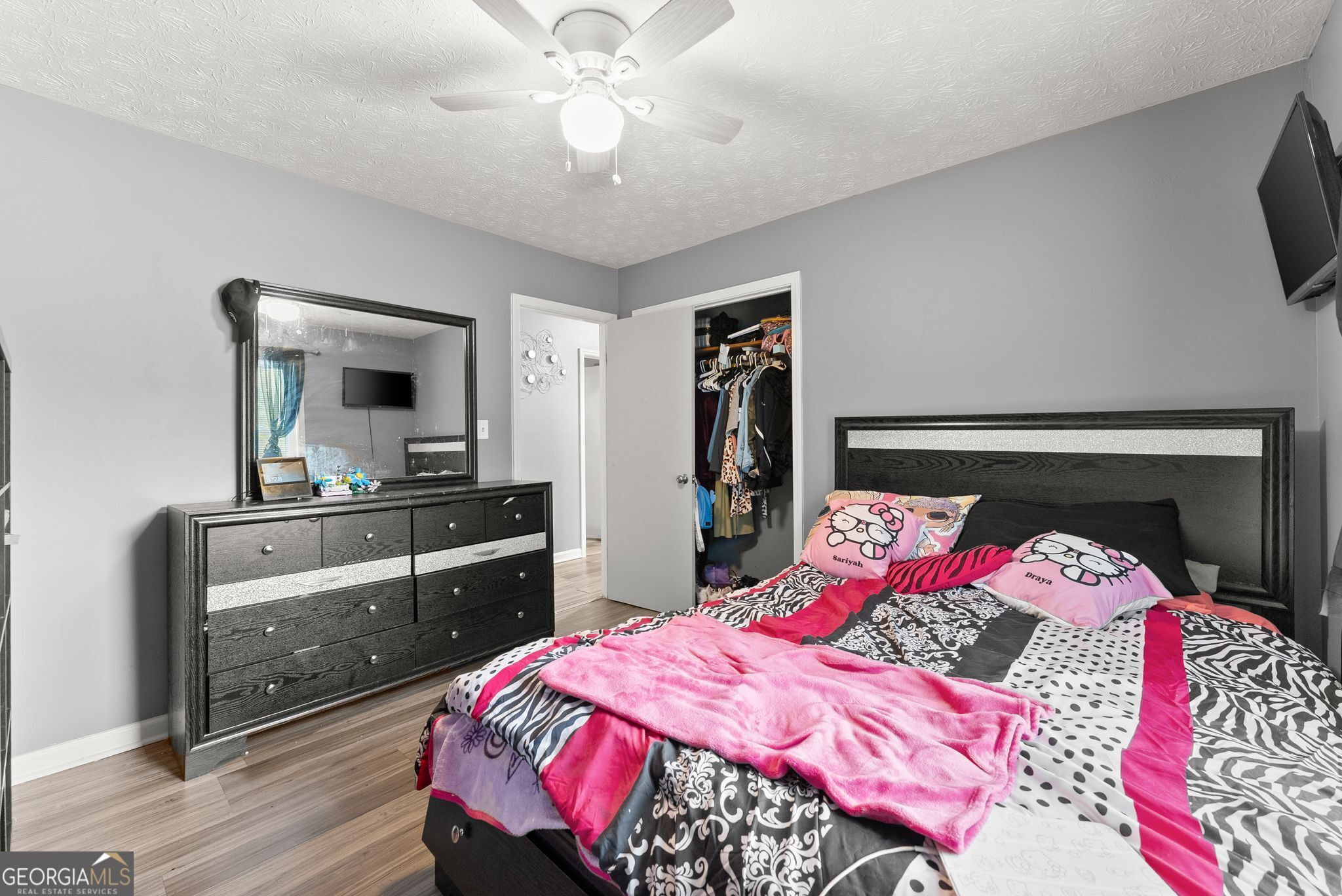 3677 Waverly Oaks Way