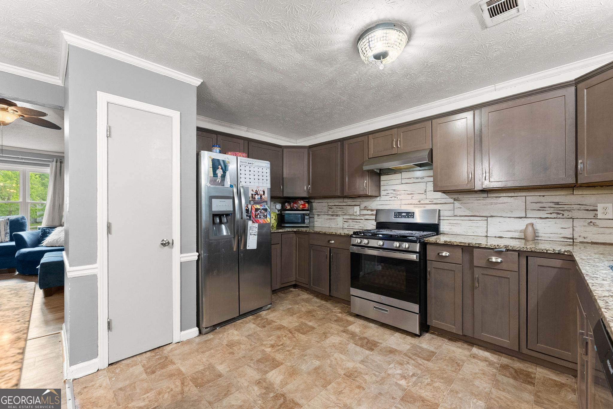 3677 Waverly Oaks Way