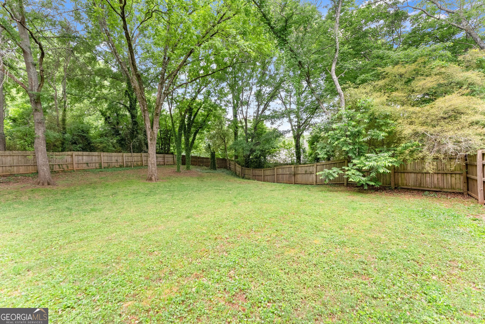 3677 Waverly Oaks Way