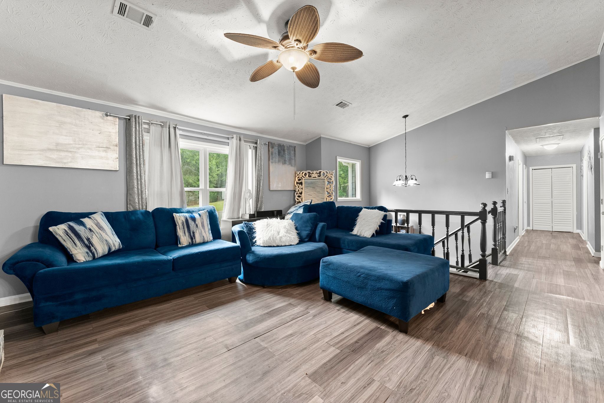 3677 Waverly Oaks Way