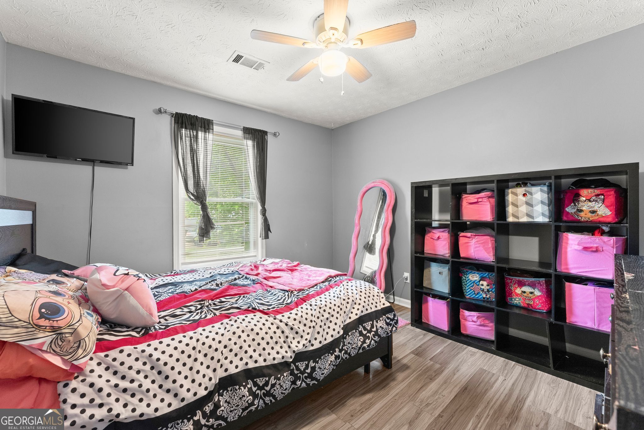 3677 Waverly Oaks Way