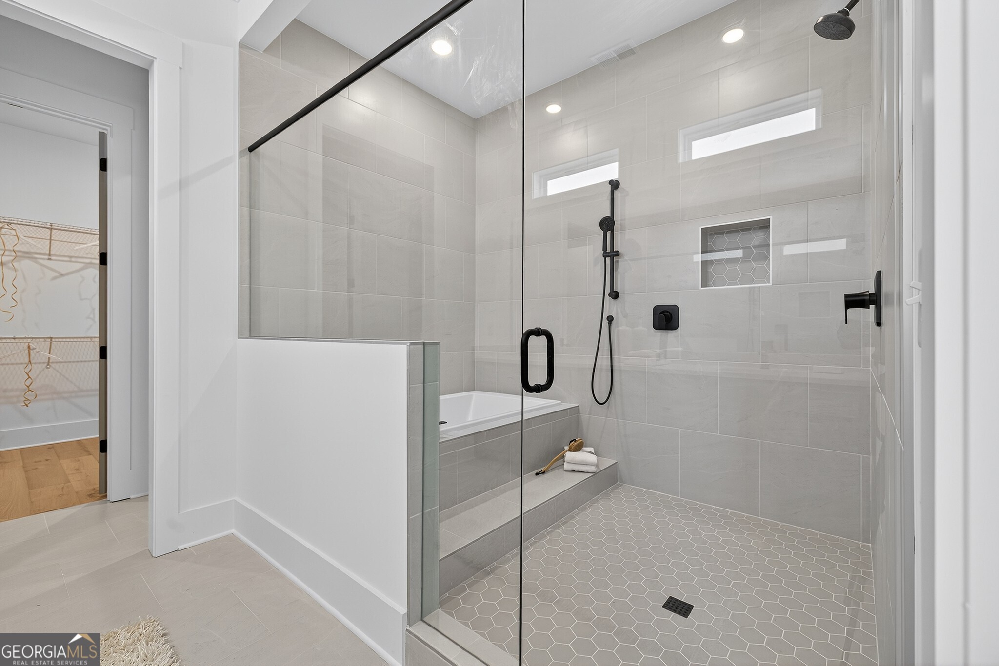 5595 Meadowstone Walk