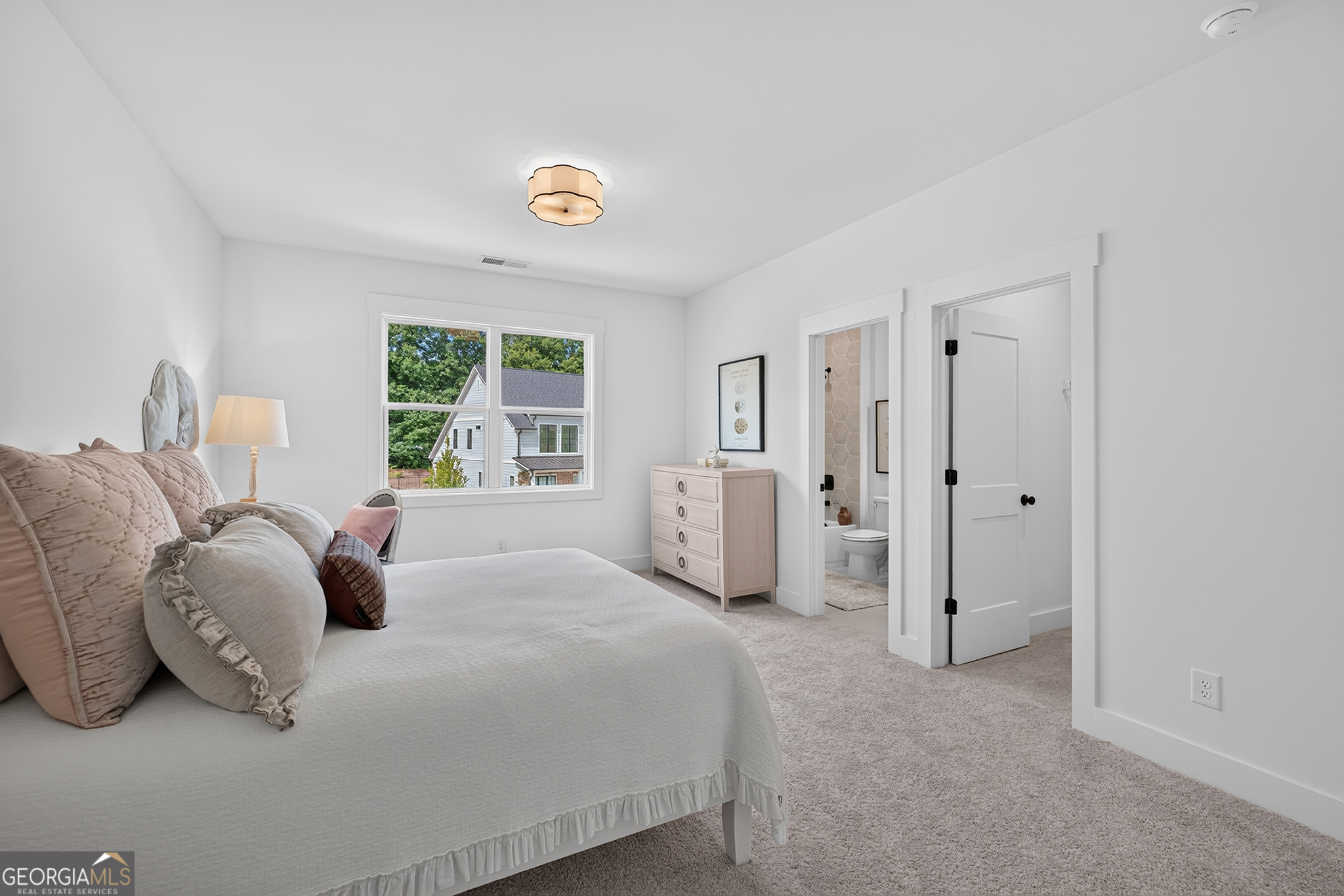 5595 Meadowstone Walk