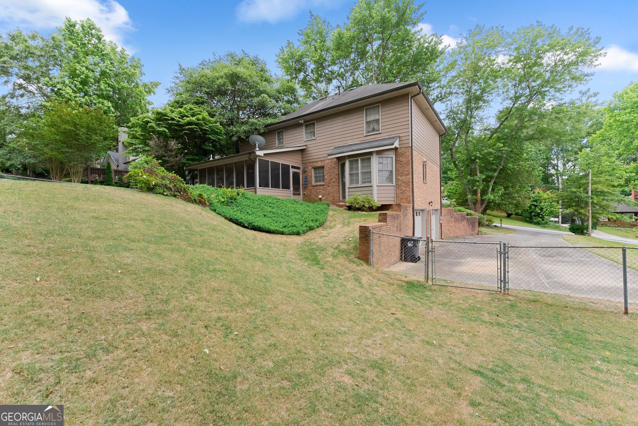 2272 Westridge Drive