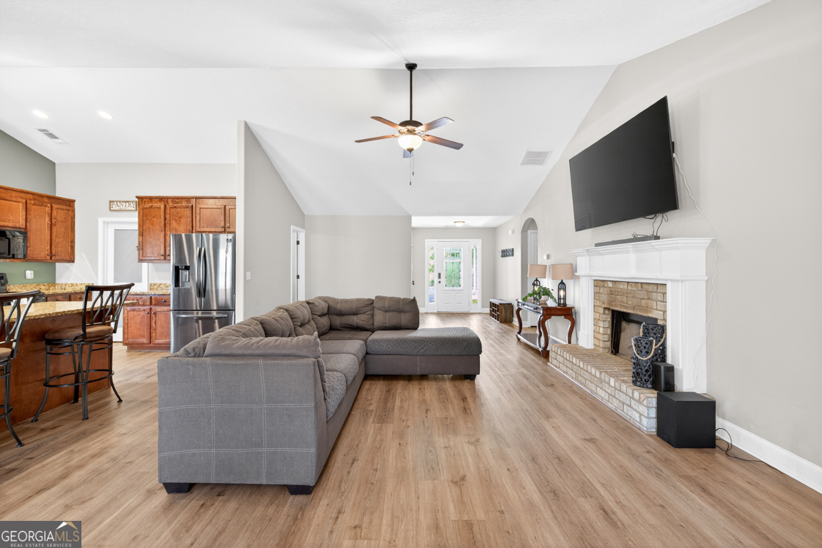 558 River Mist Circle