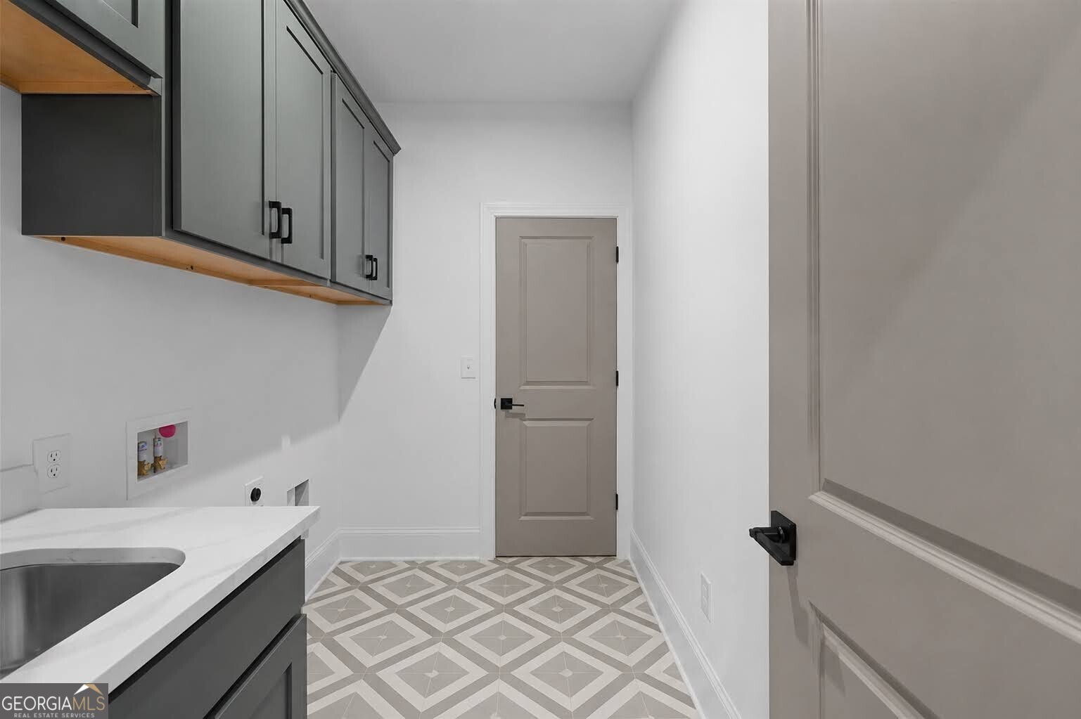 5587 Meadowstone Walk