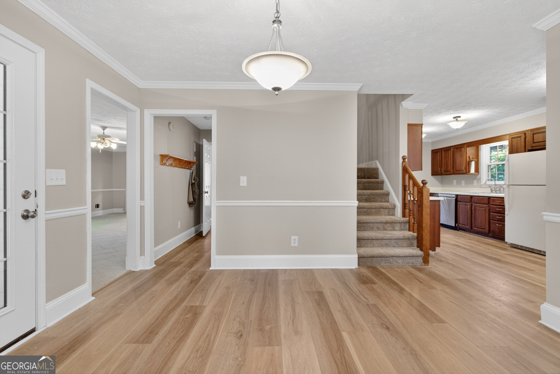 1970 Sturbridge Lane