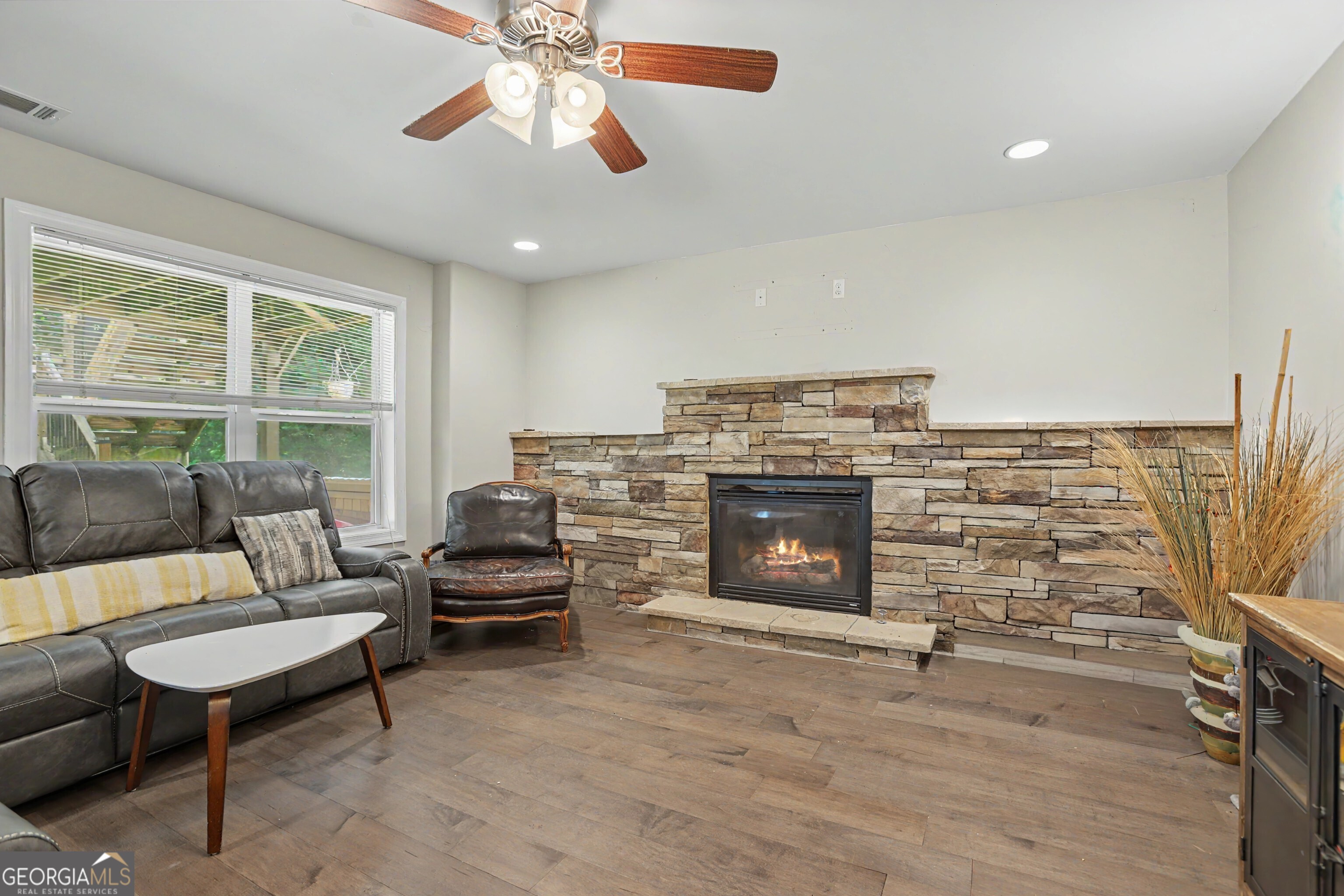 5324 Chastain Way