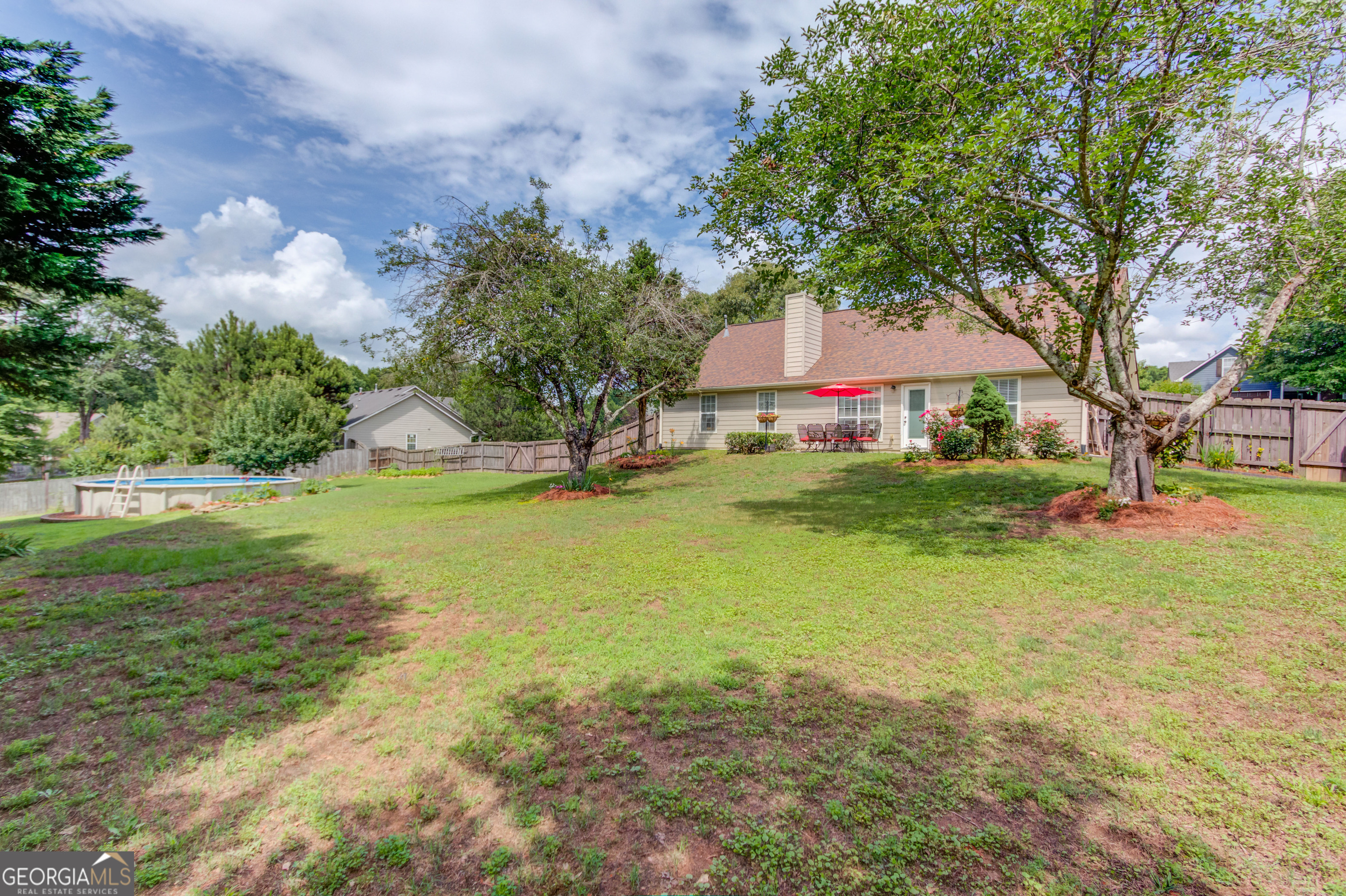 1563 Armende Circle