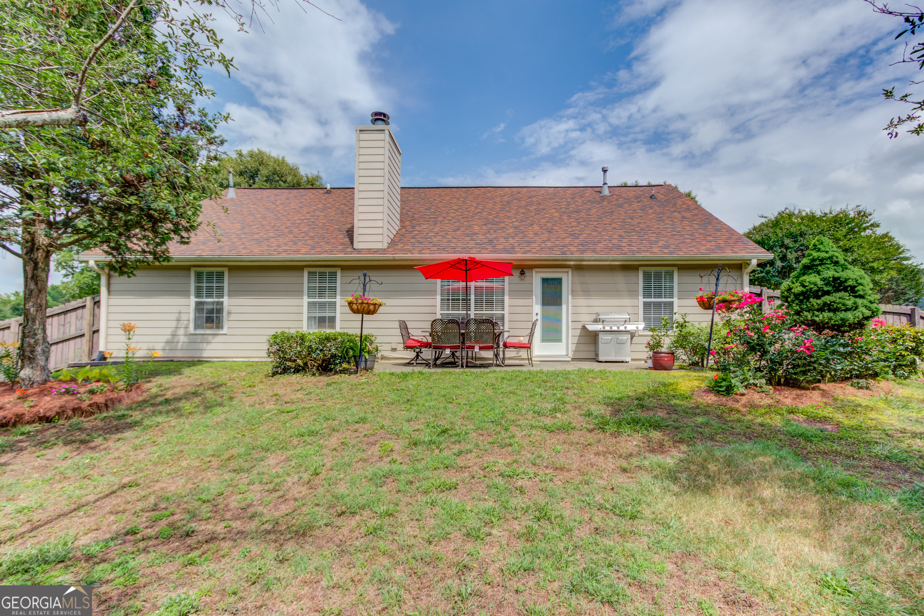 1563 Armende Circle