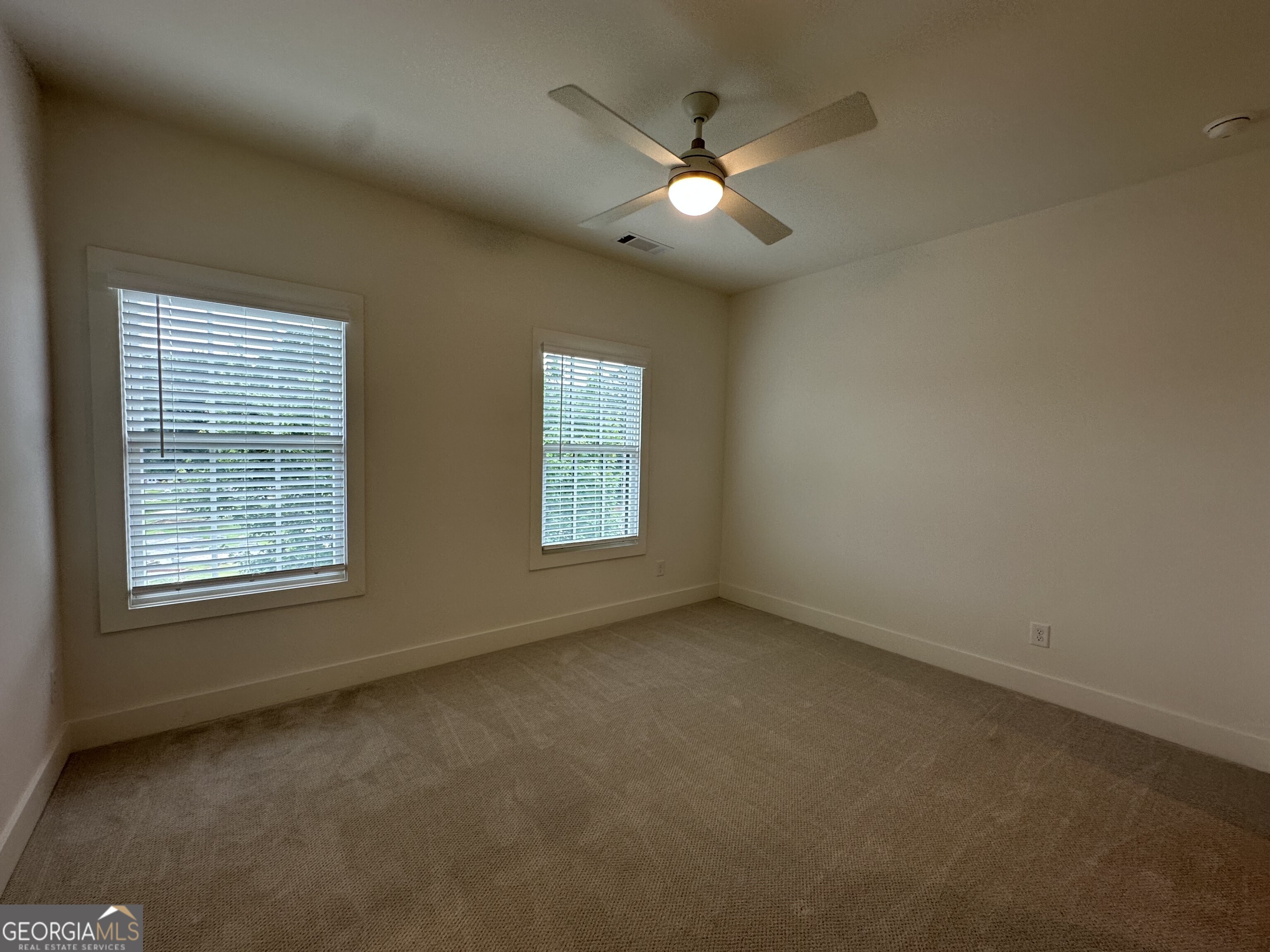 4802 Moonview Lane