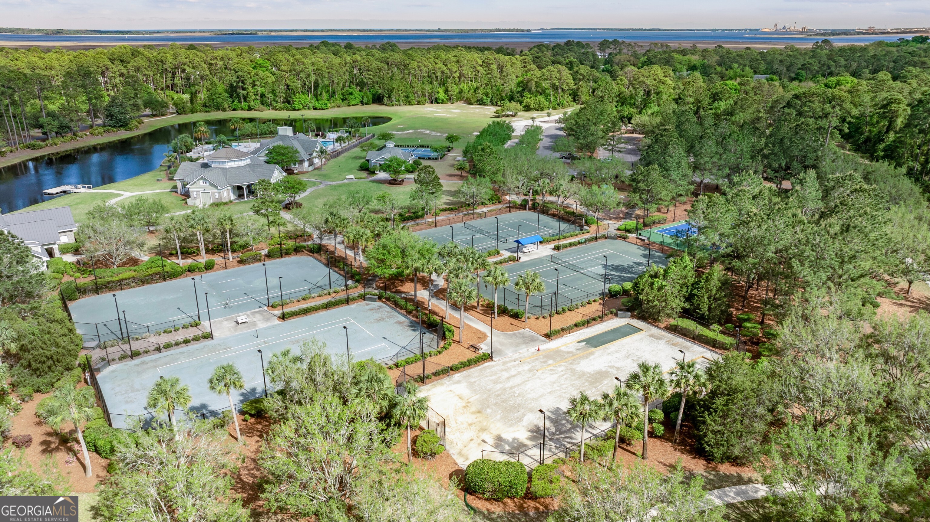 101 Spanish Moss Court, St. Marys