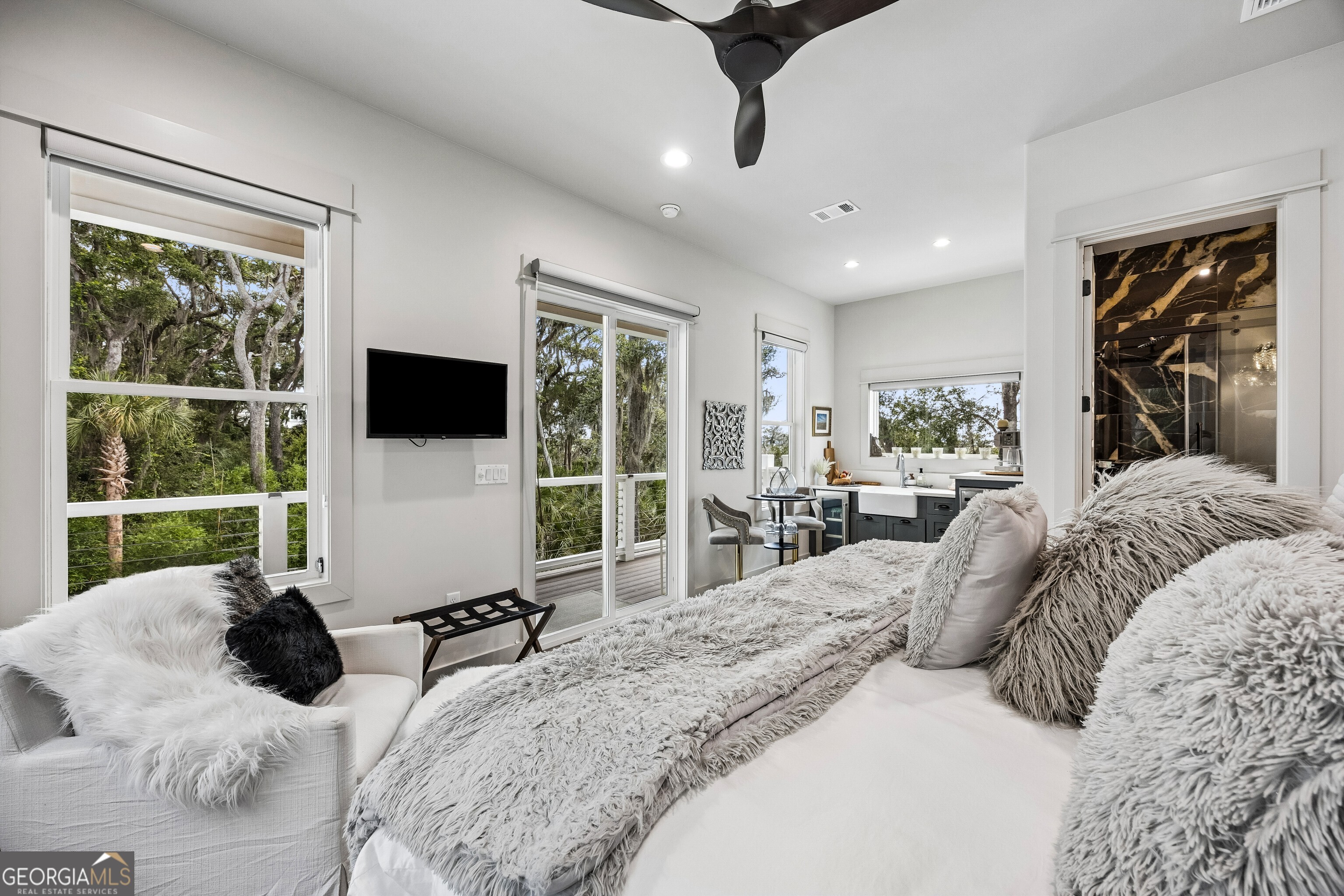 101 Spanish Moss Court, St. Marys