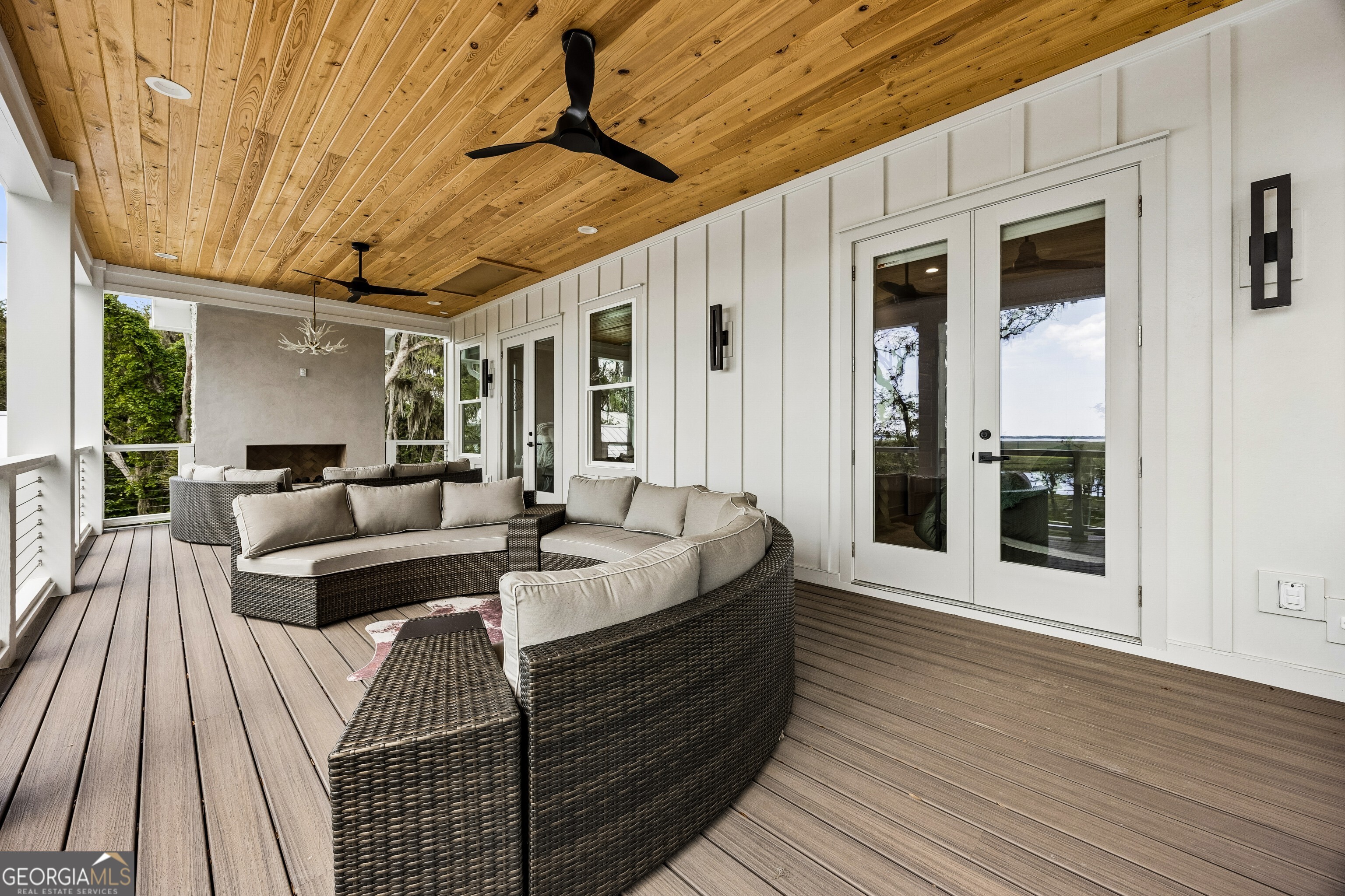 101 Spanish Moss Court, St. Marys