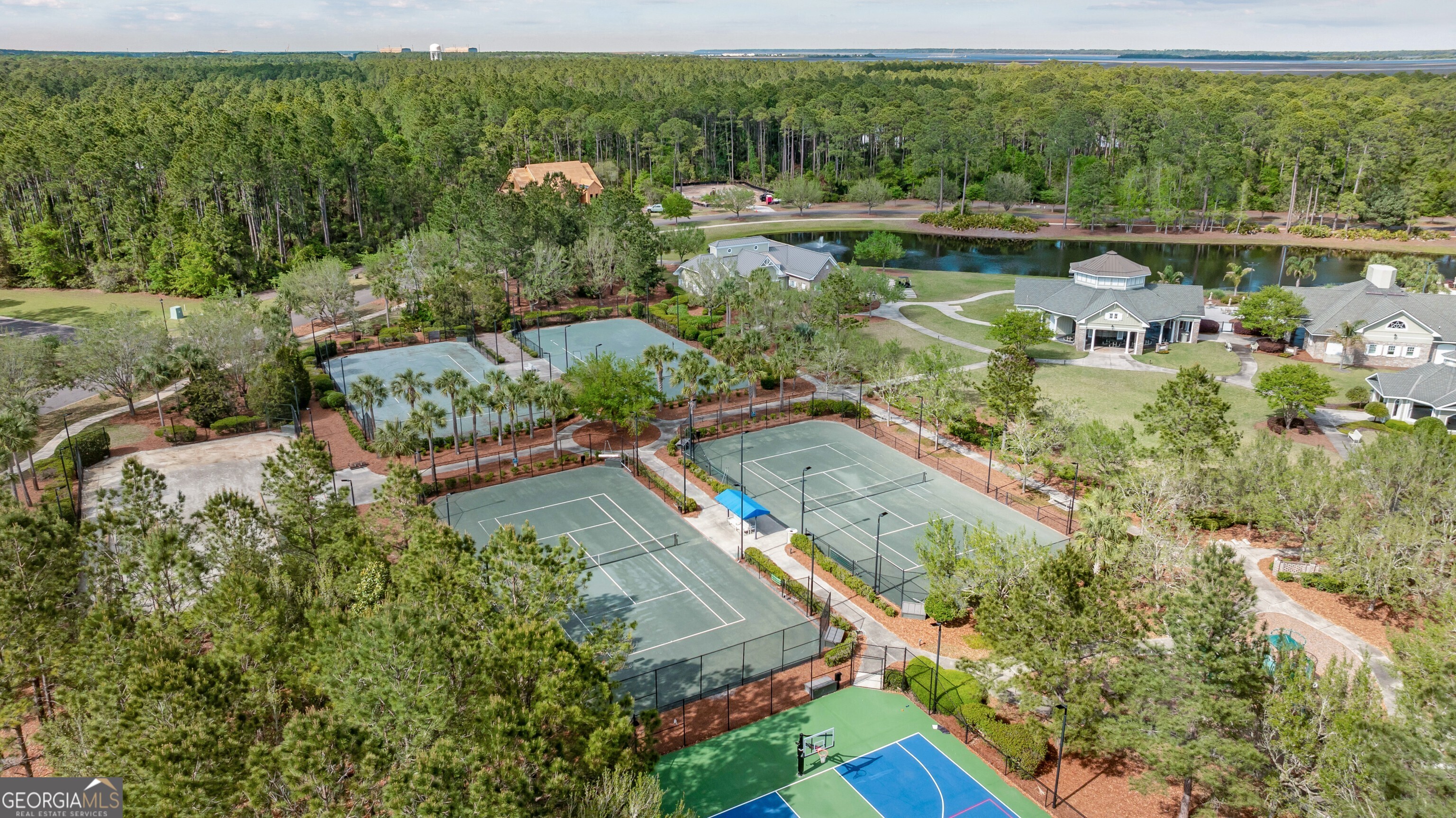 101 Spanish Moss Court, St. Marys