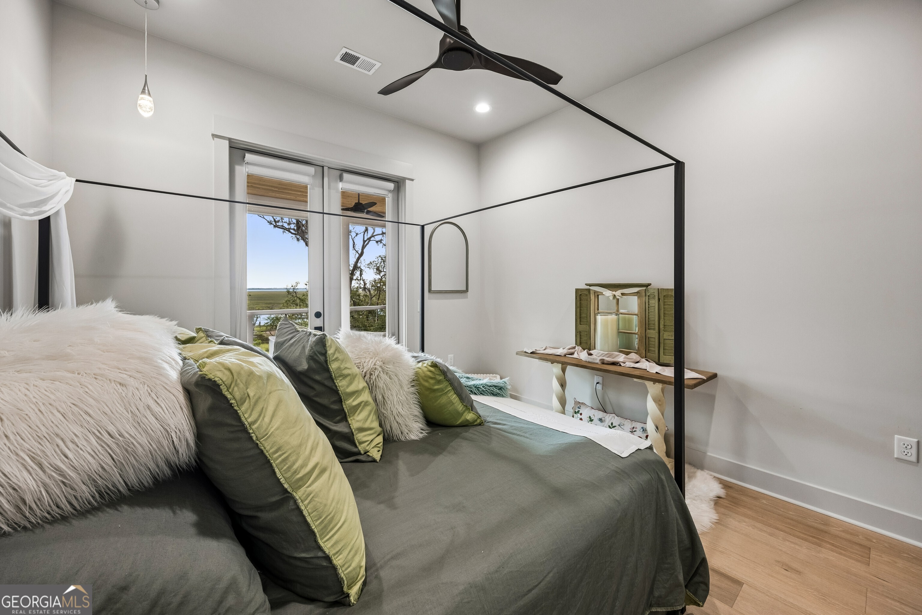 101 Spanish Moss Court, St. Marys