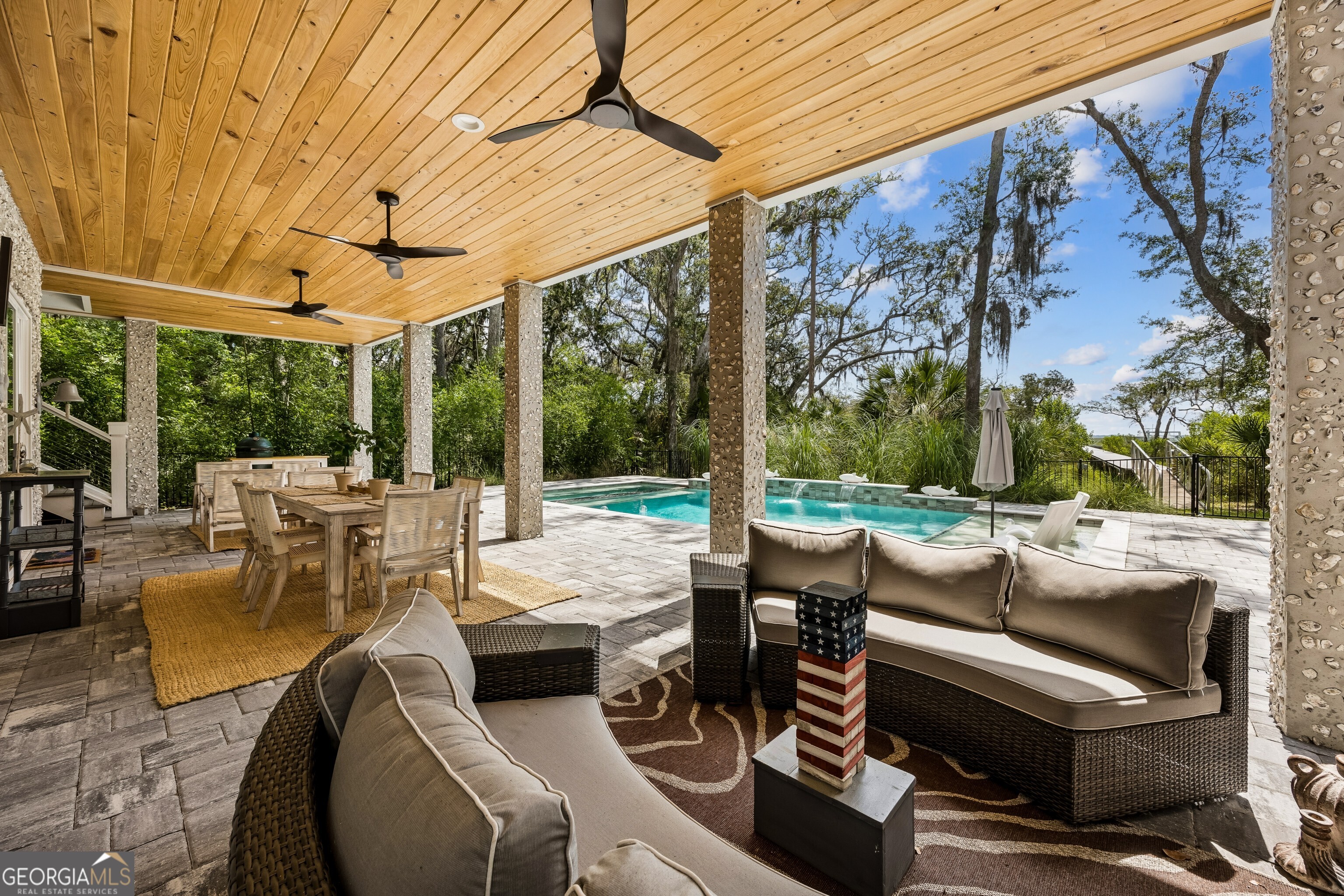 101 Spanish Moss Court, St. Marys