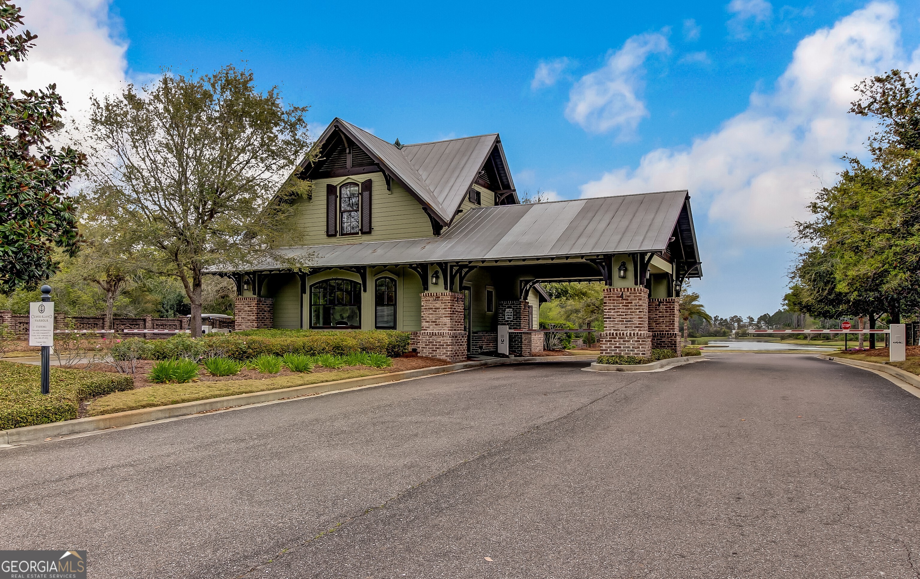 101 Spanish Moss Court, St. Marys