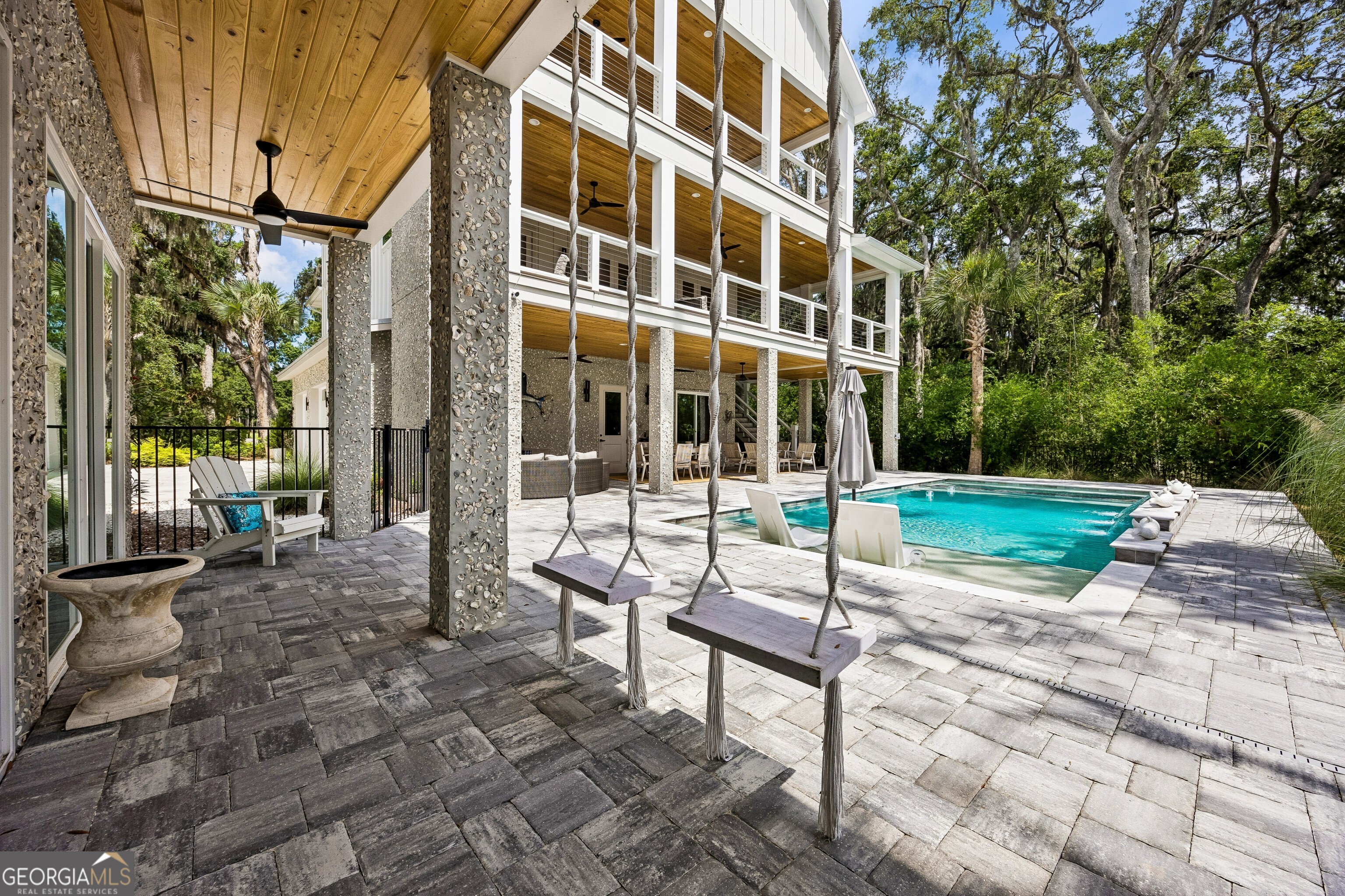 101 Spanish Moss Court, St. Marys