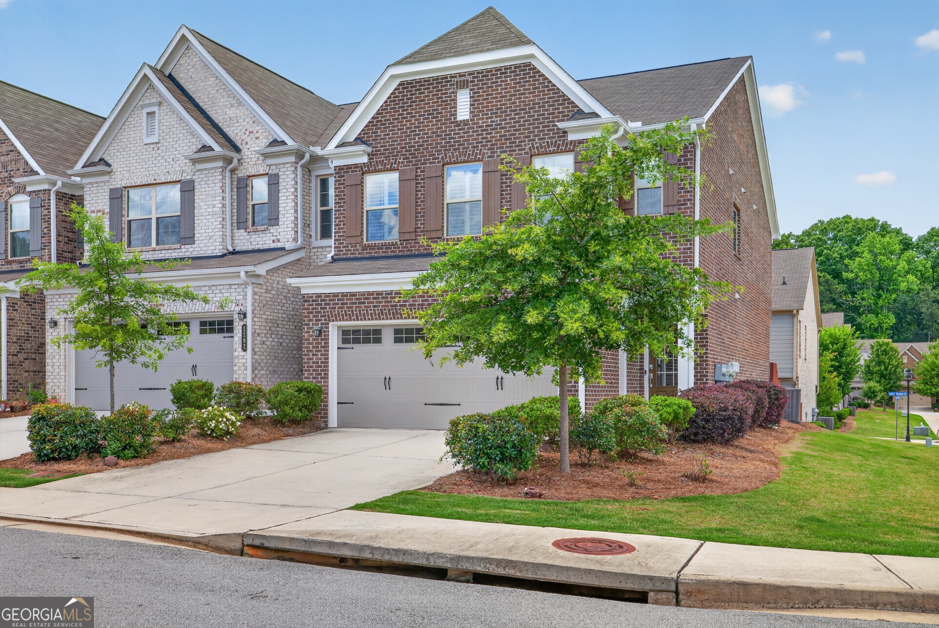 1192 Lanier Willow Path