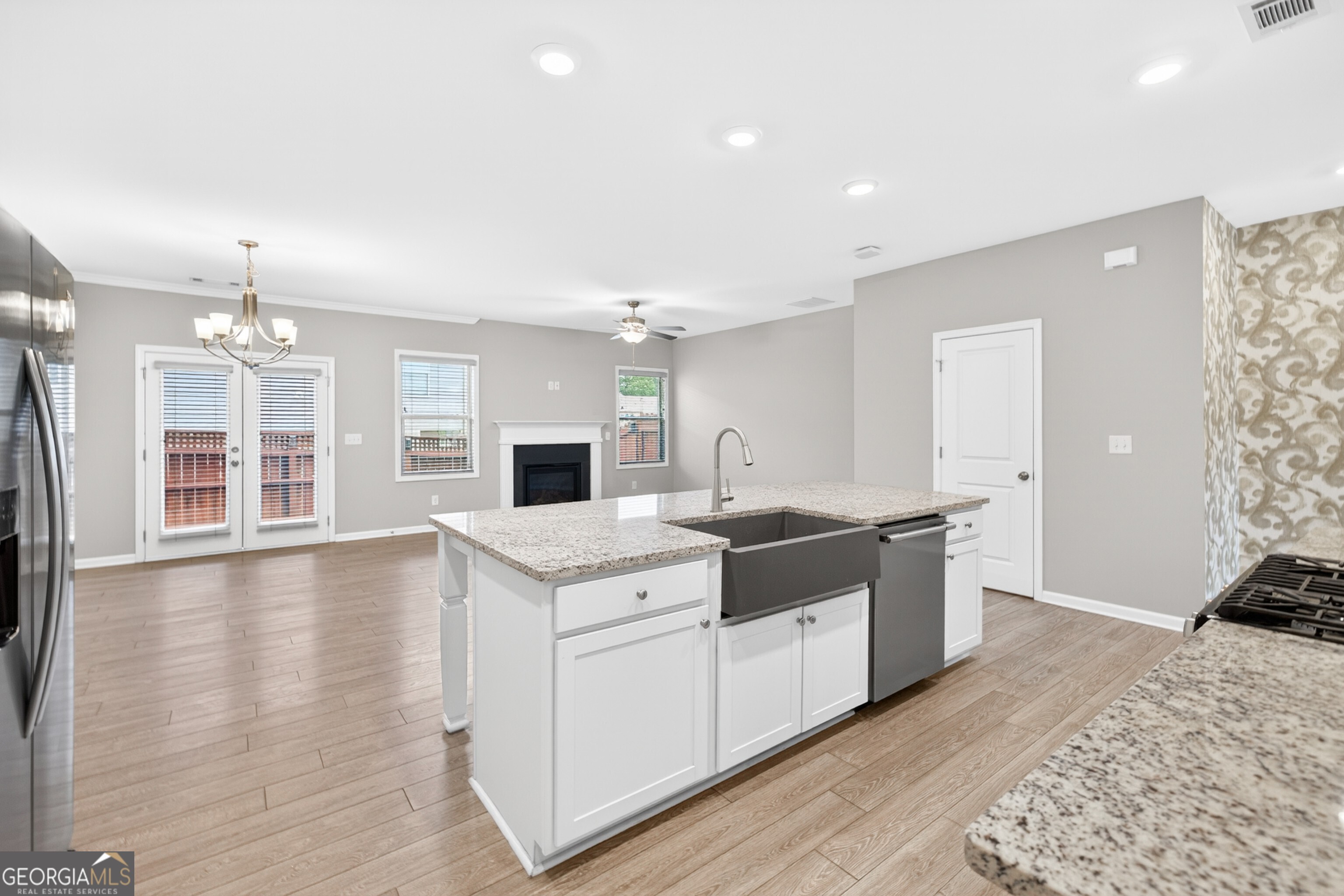 1192 Lanier Willow Path