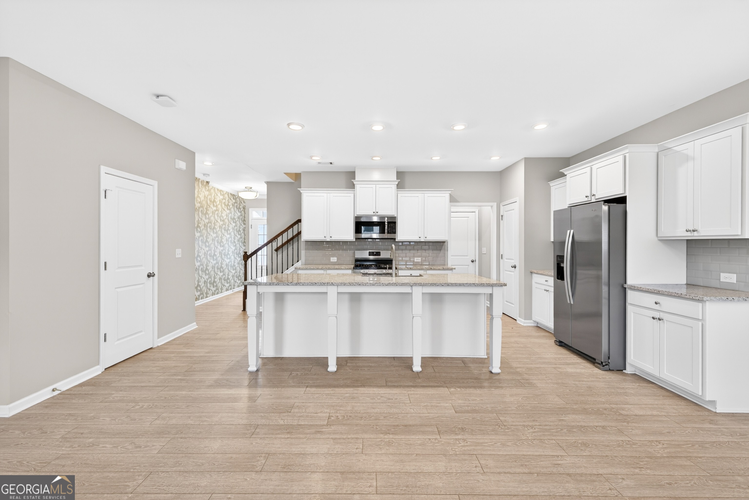 1192 Lanier Willow Path
