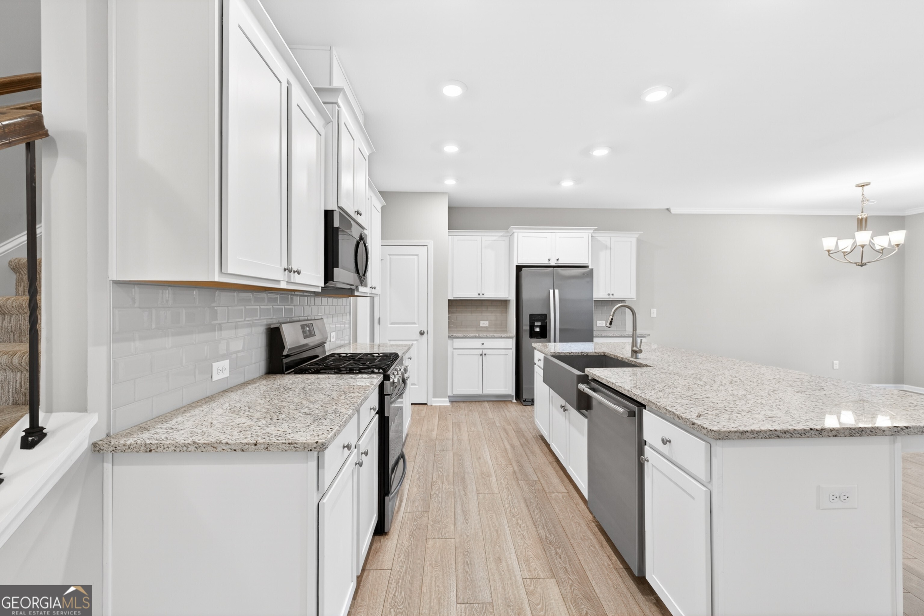 1192 Lanier Willow Path
