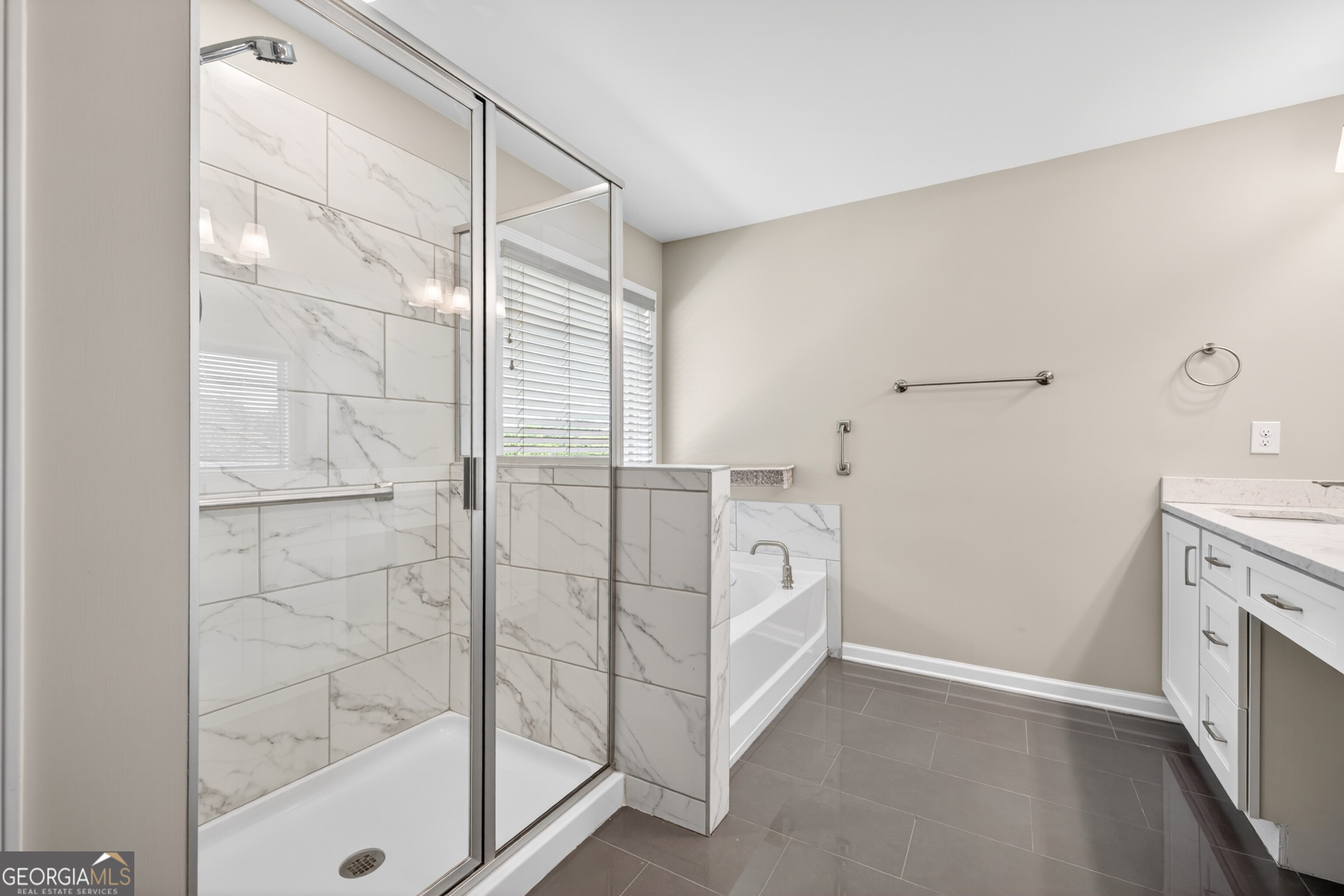 1192 Lanier Willow Path