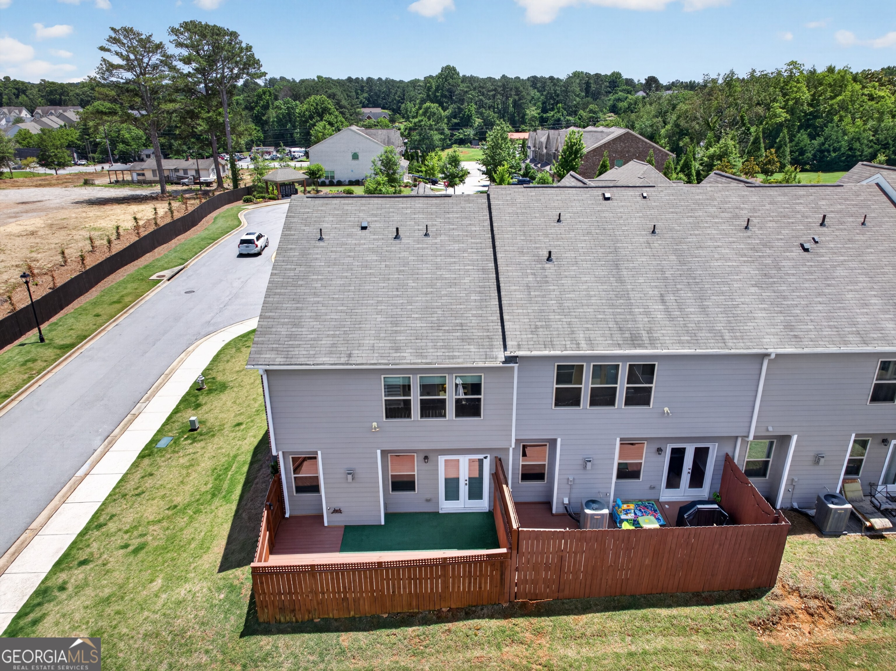 1192 Lanier Willow Path