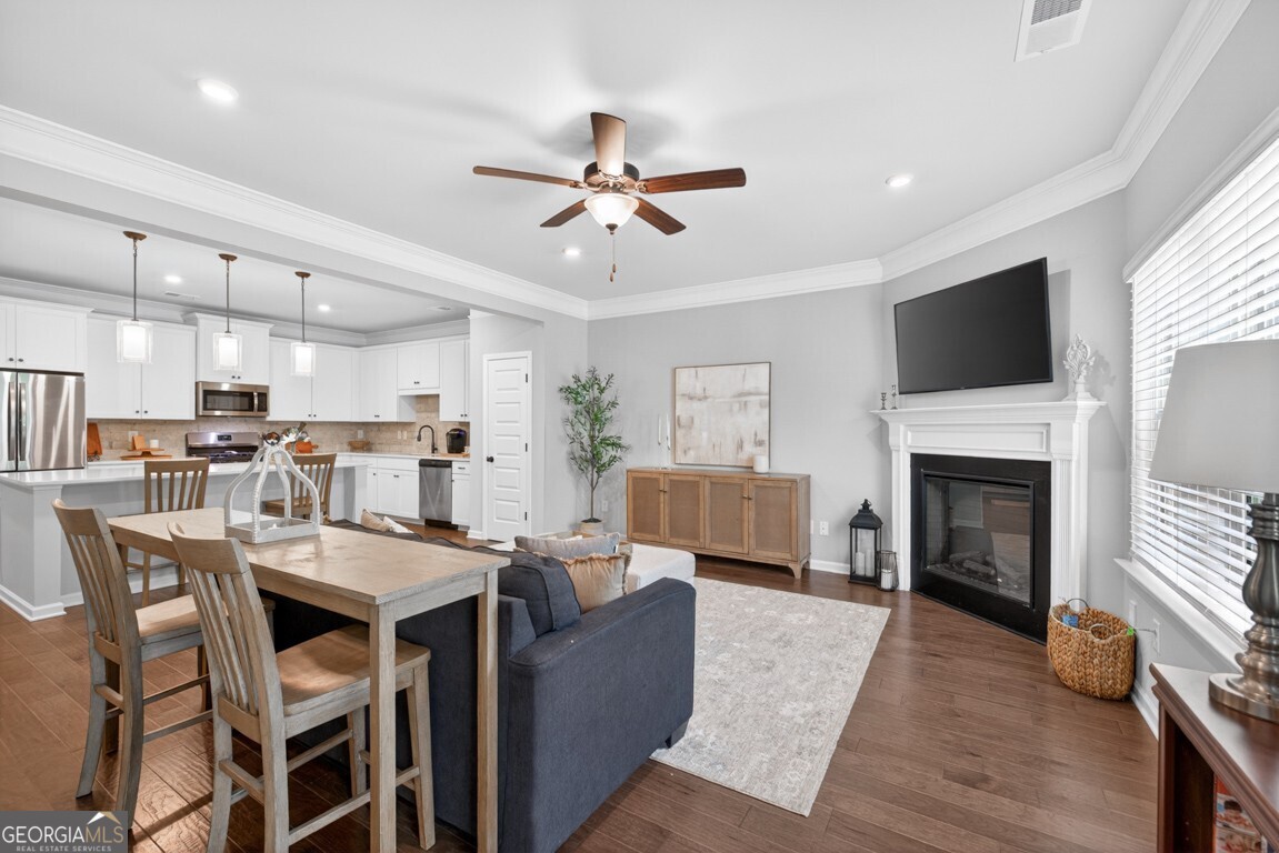 2113 Buford Town Drive