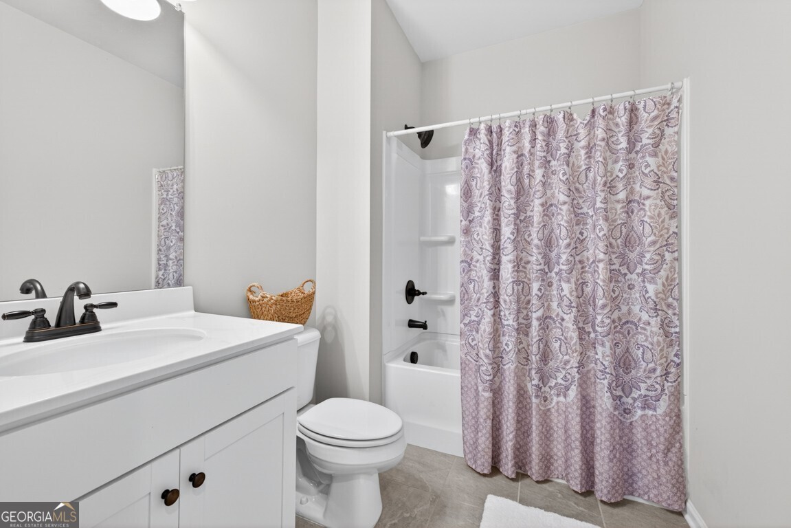 2113 Buford Town Drive