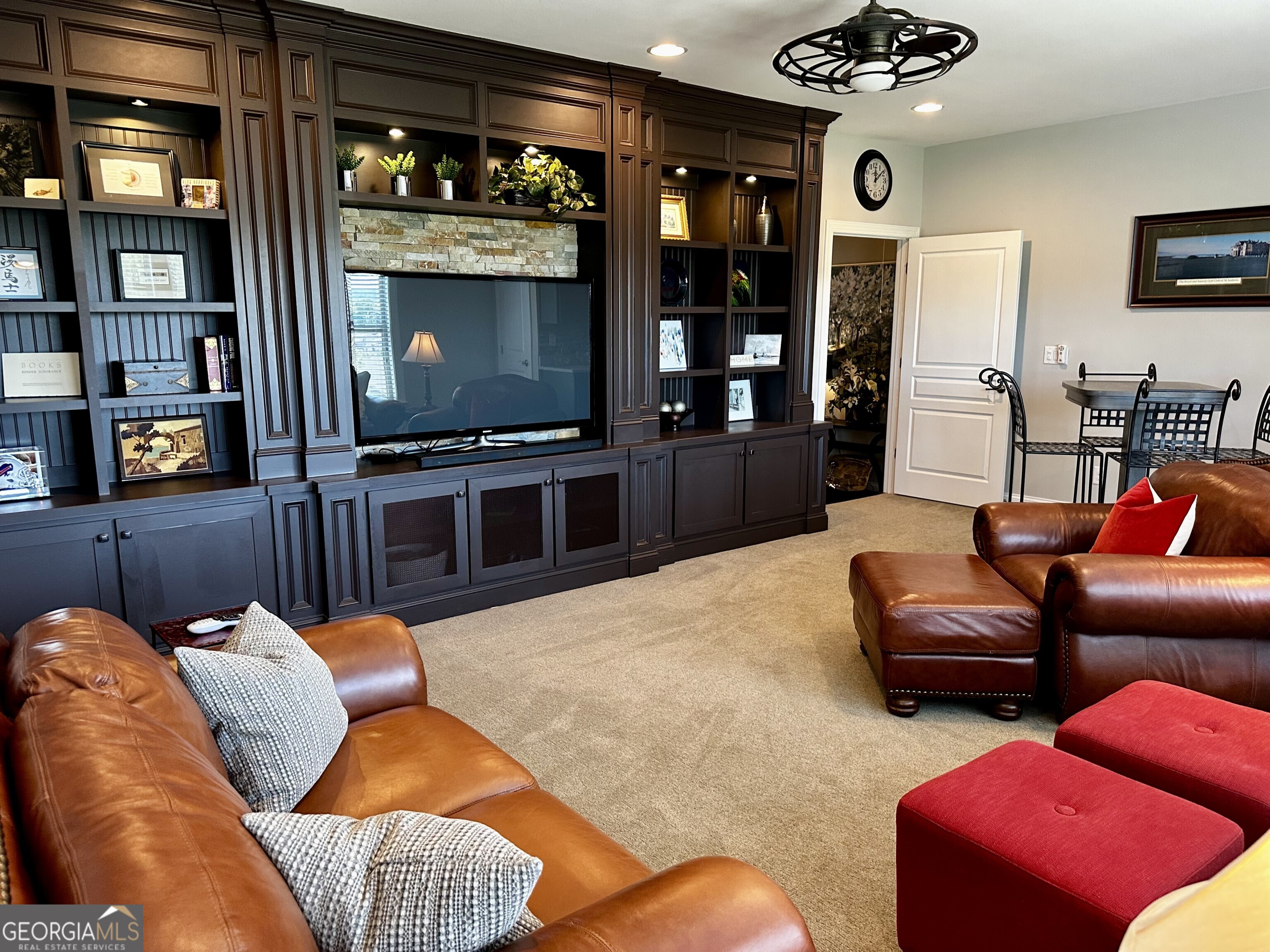 4210 Woodward Walk Lane