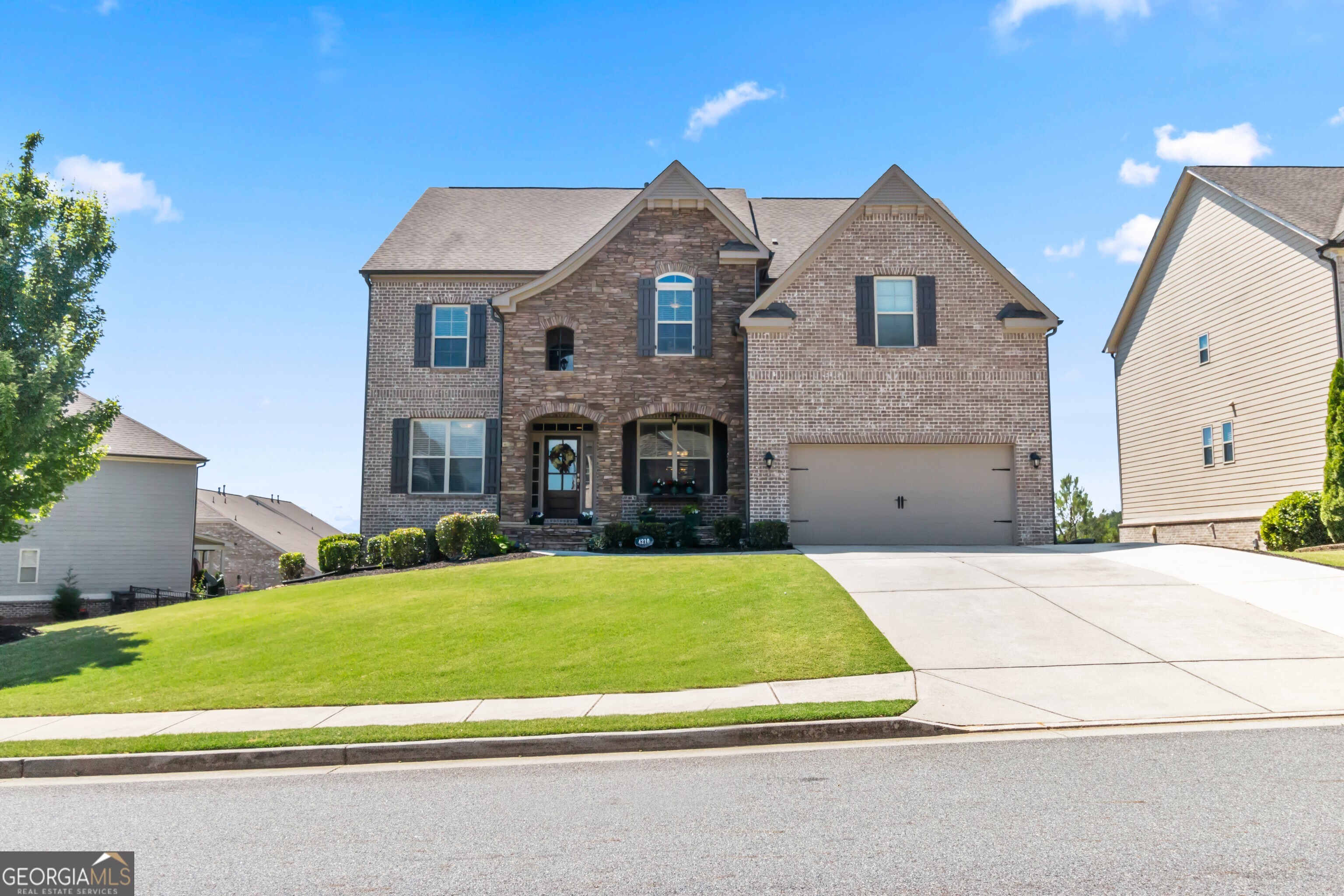 4210 Woodward Walk Lane