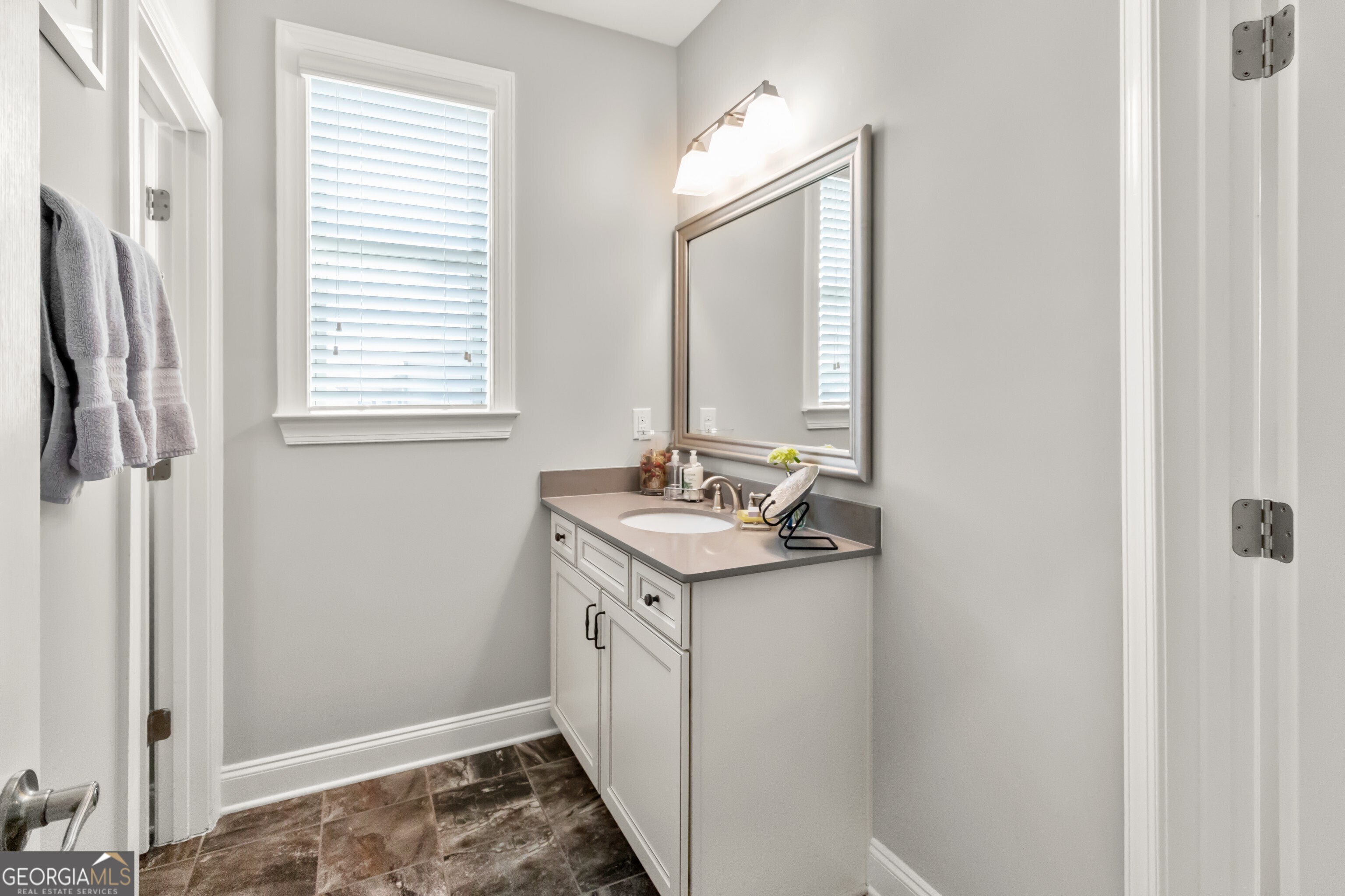 4210 Woodward Walk Lane