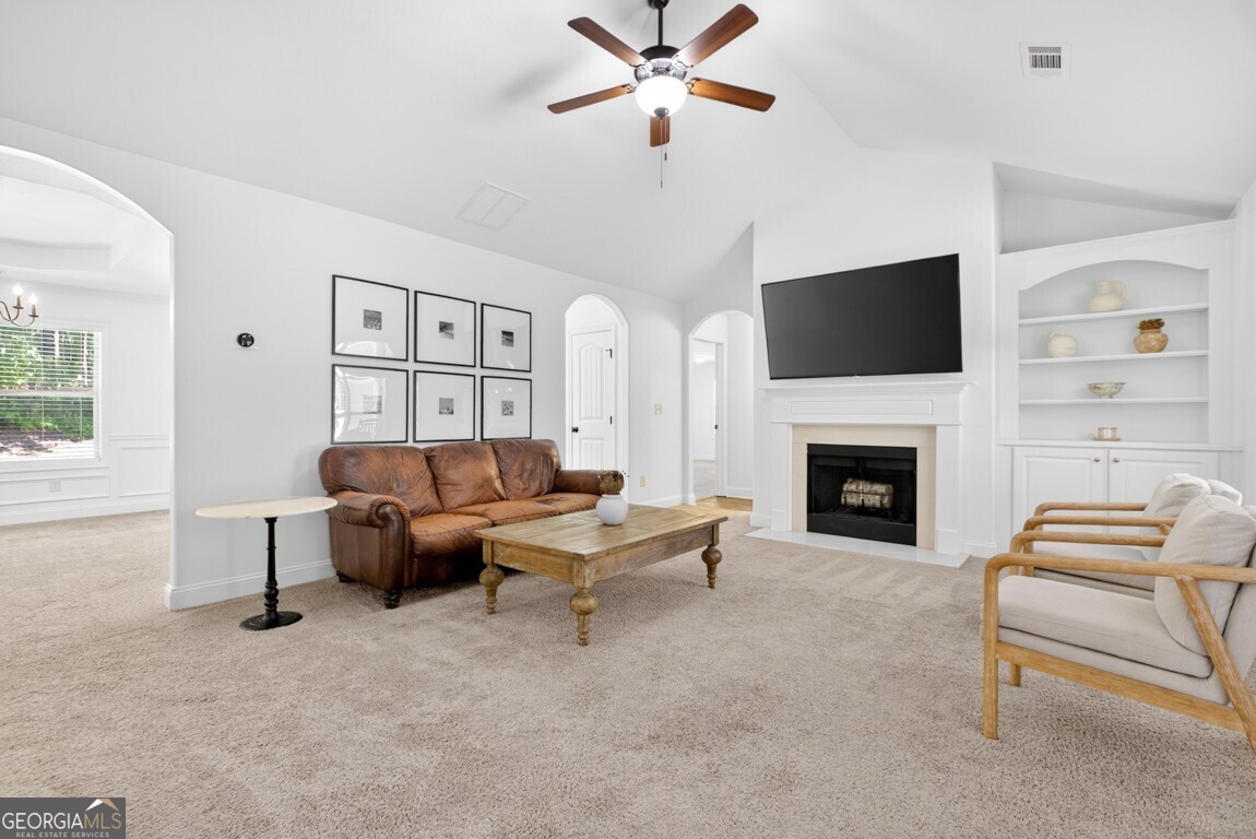 1944 Diamond Ridge Drive