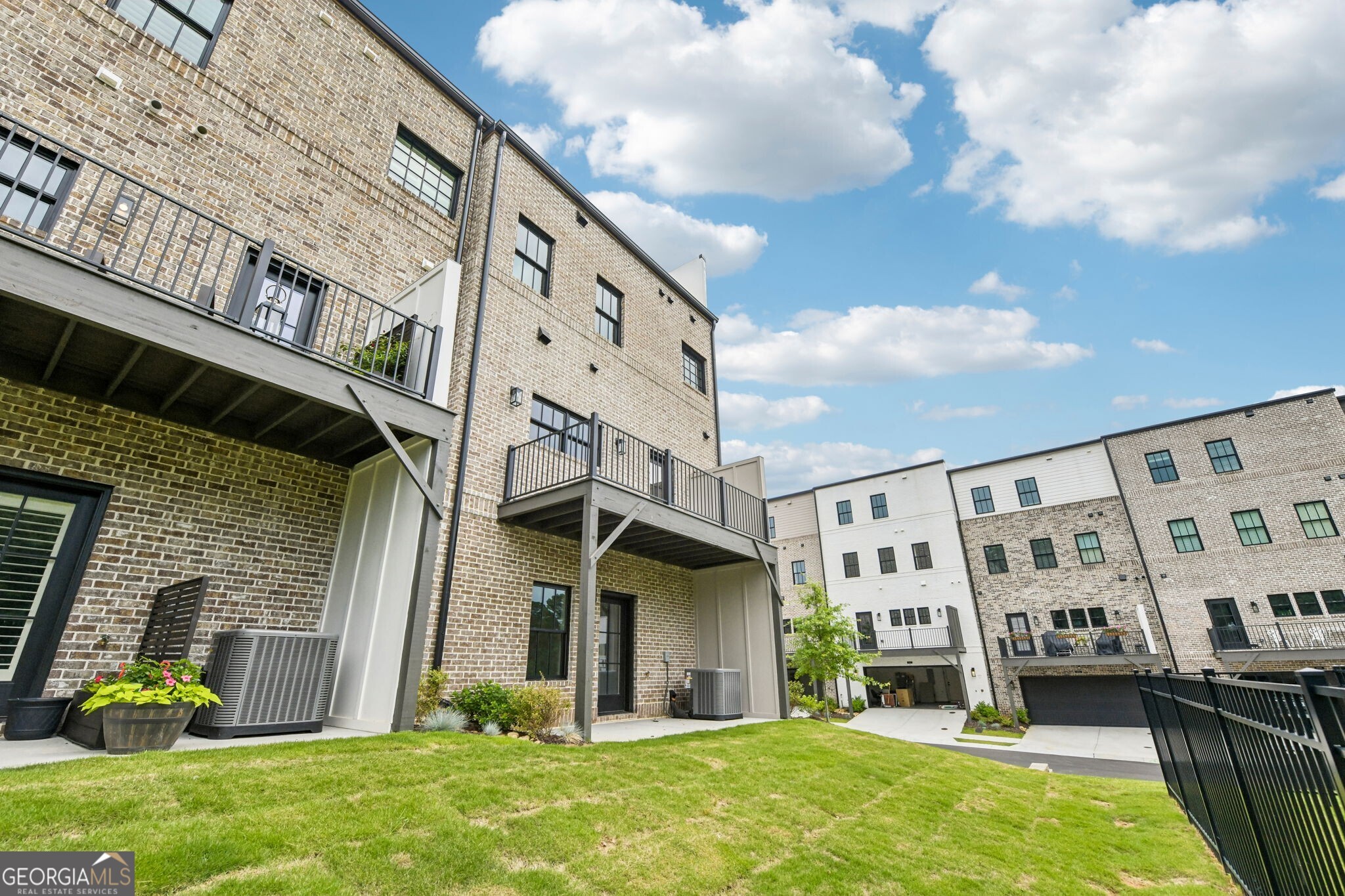 345 Sugarview Road
