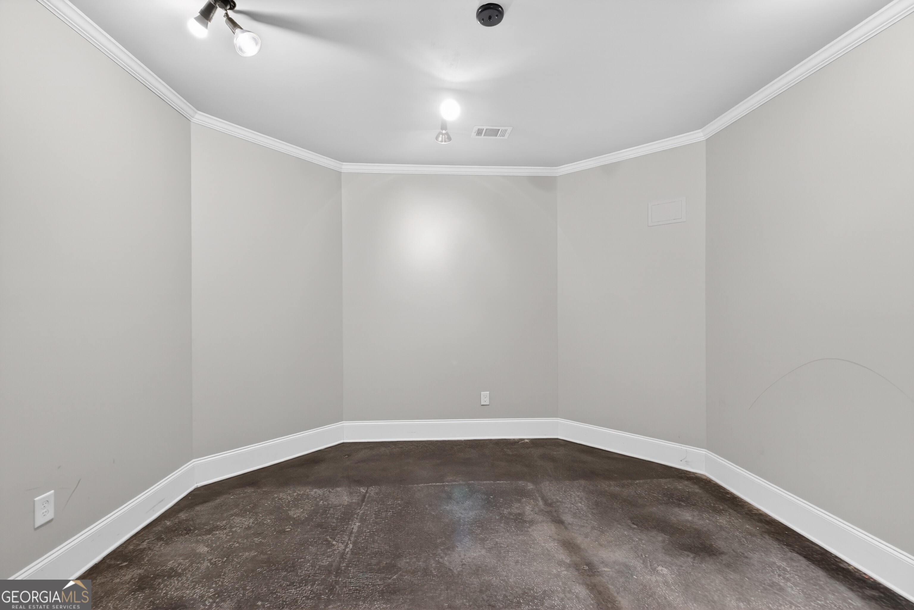 140 Harmony Grove Lane